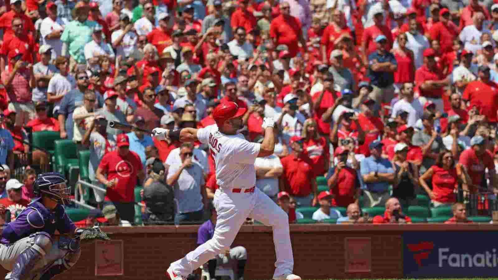 “A GRAND SLAM”: Albert Pujols 10 shy of the 700 HR benchmark, MLB Twitter wants his excellence back next season