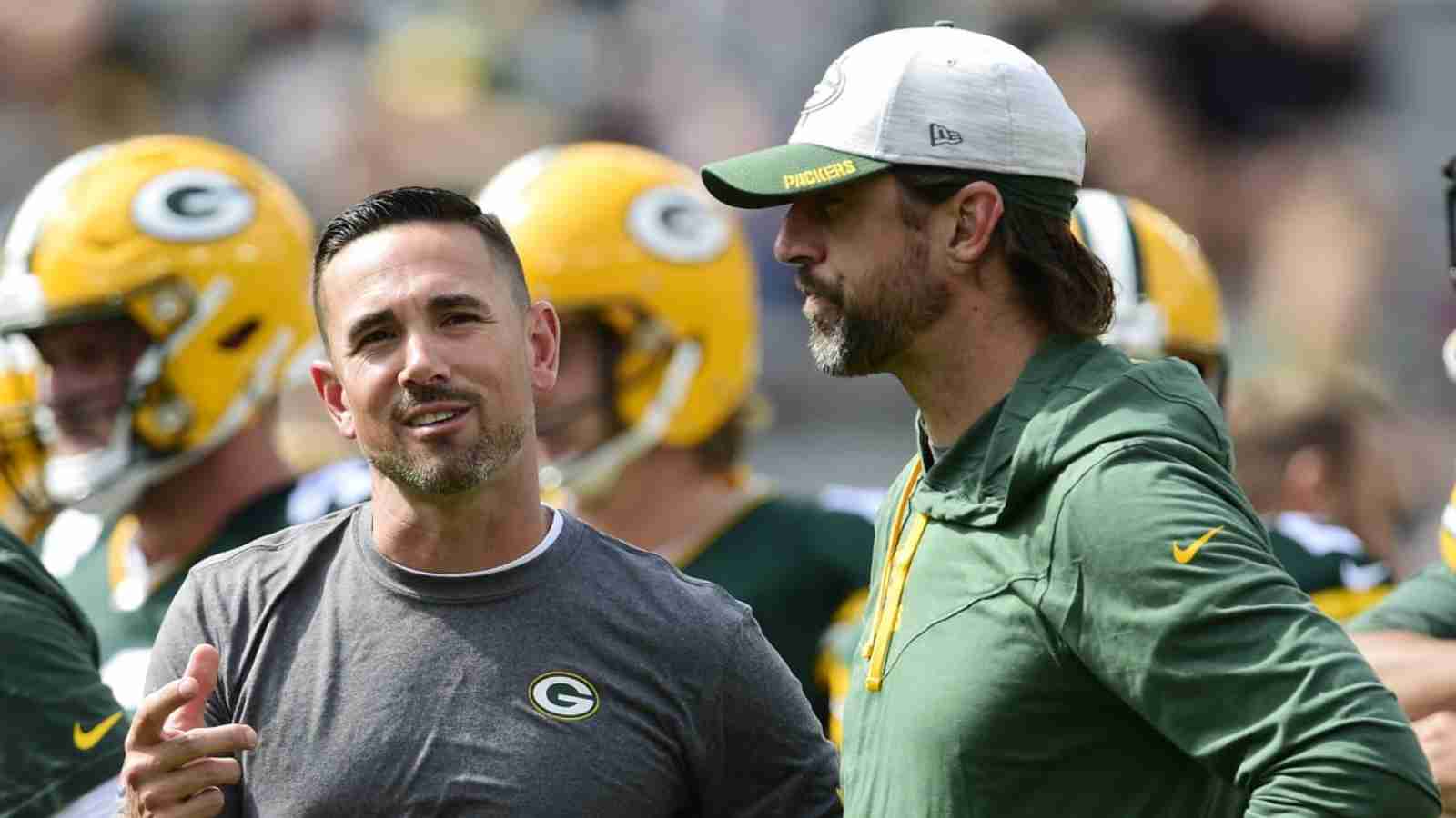 “A great lesson for me,” Matt LaFleur recalls heavy SCOLDING from Aaron Rodgers for making a sloppy timeout call as Packers HC