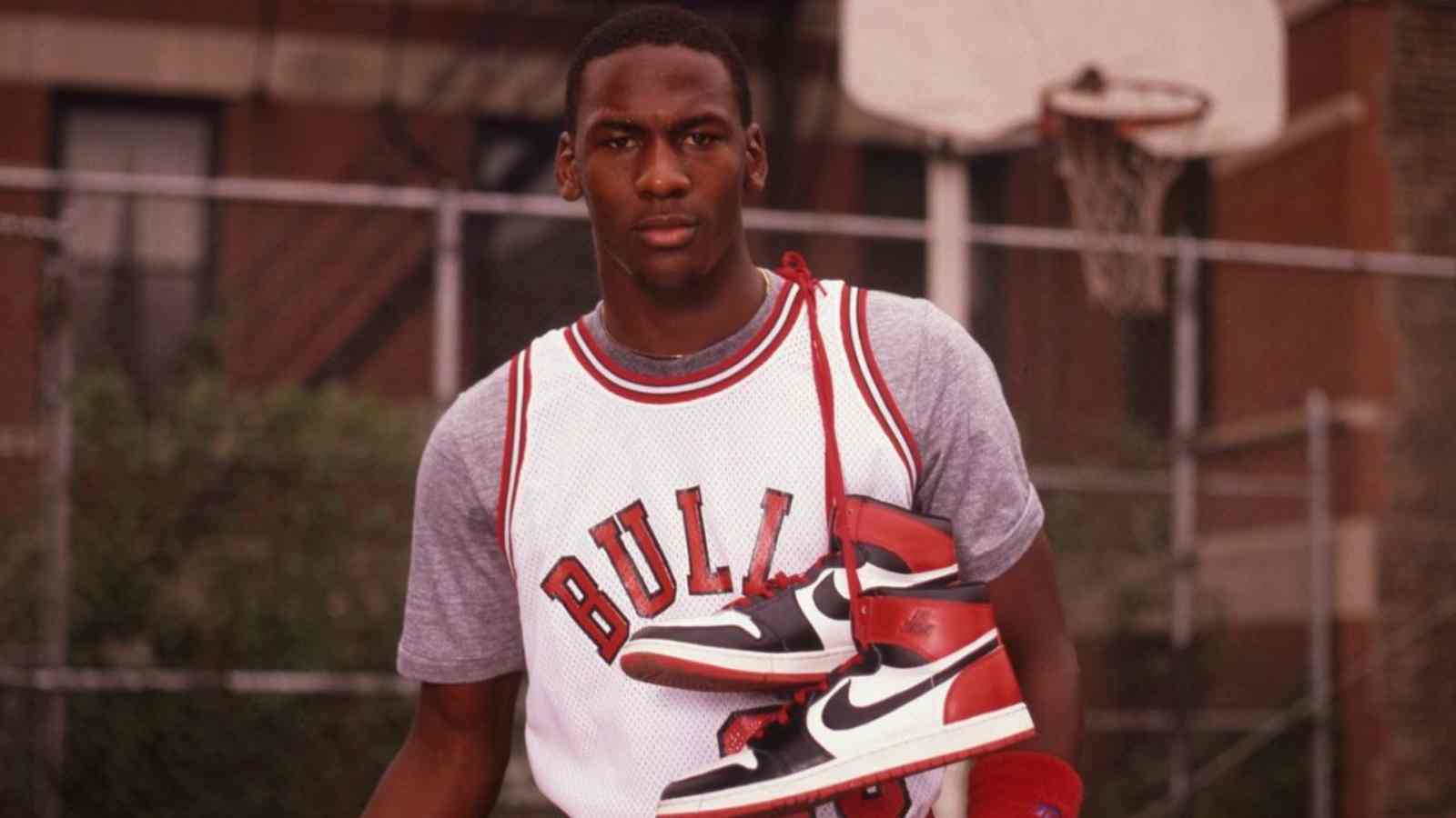 “Nike robbed MJ” Michael Jordan makes Nike earn $5 Billion per year