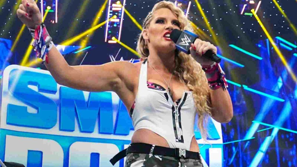 Lacey Evans