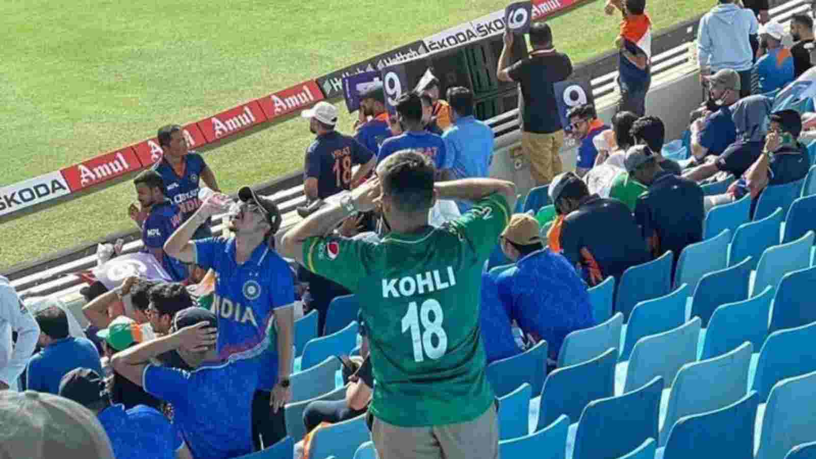 IND vs PAK 2022: Pakistani fan spotted wearing Virat Kohli’s jersey in stands; see pic