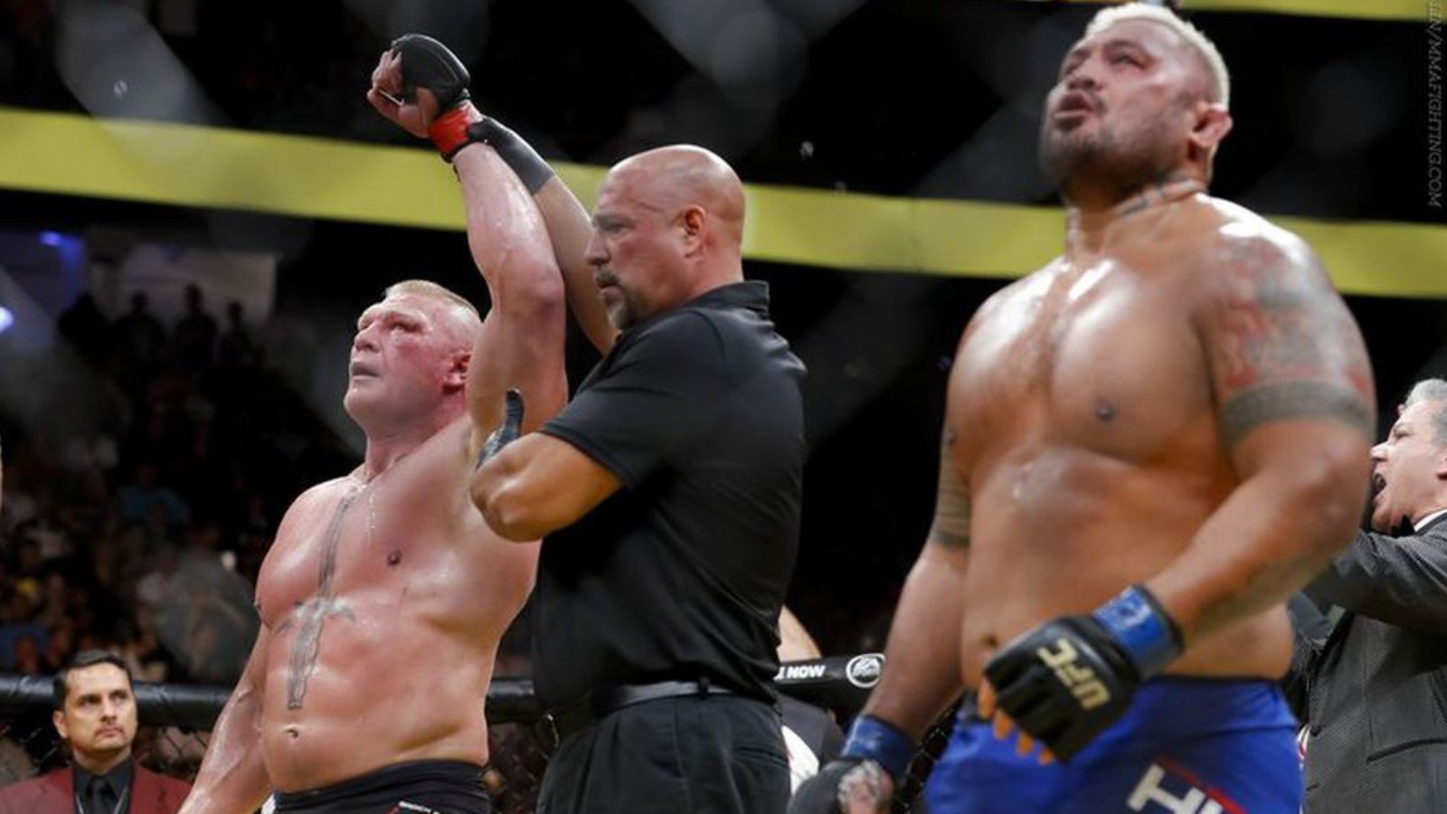 “The BIGGEST f**king human,” Tai Tuivasa remembers cornering Mark Hunt for UFC 200 against Brock Lesnar