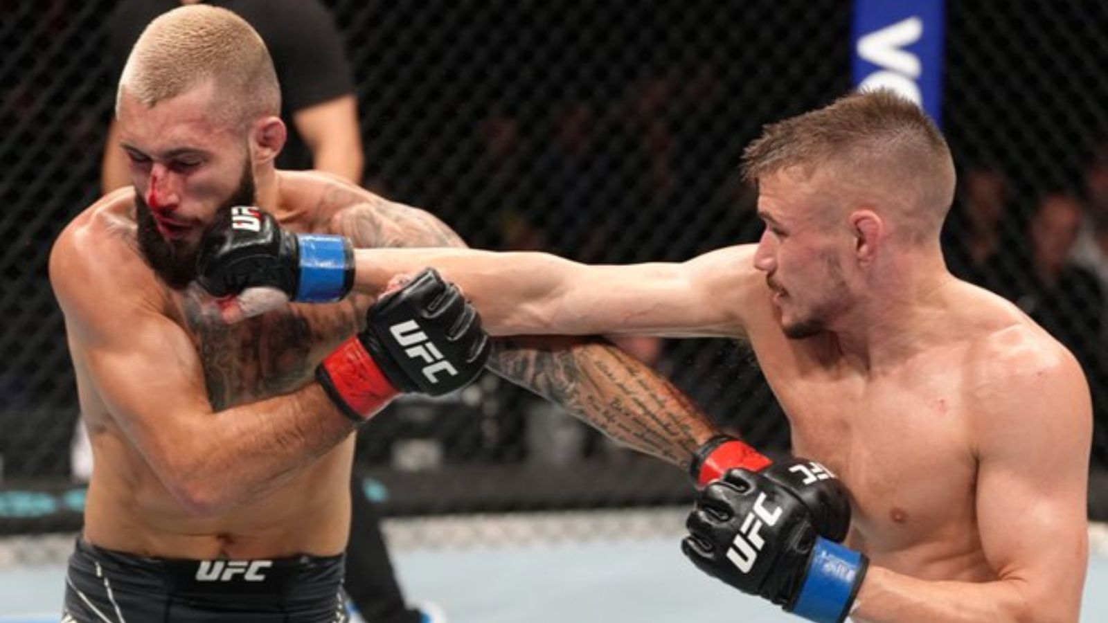 Nathaniel Wood pulls off a stunning, dominating victory in his featherweight debut against Charles Jourdain at UFC Paris