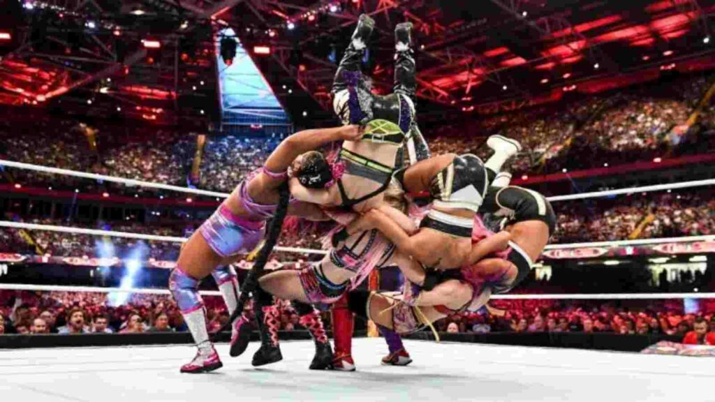 Damage CTRL beats Team Bianca Belair in a stunning fashion