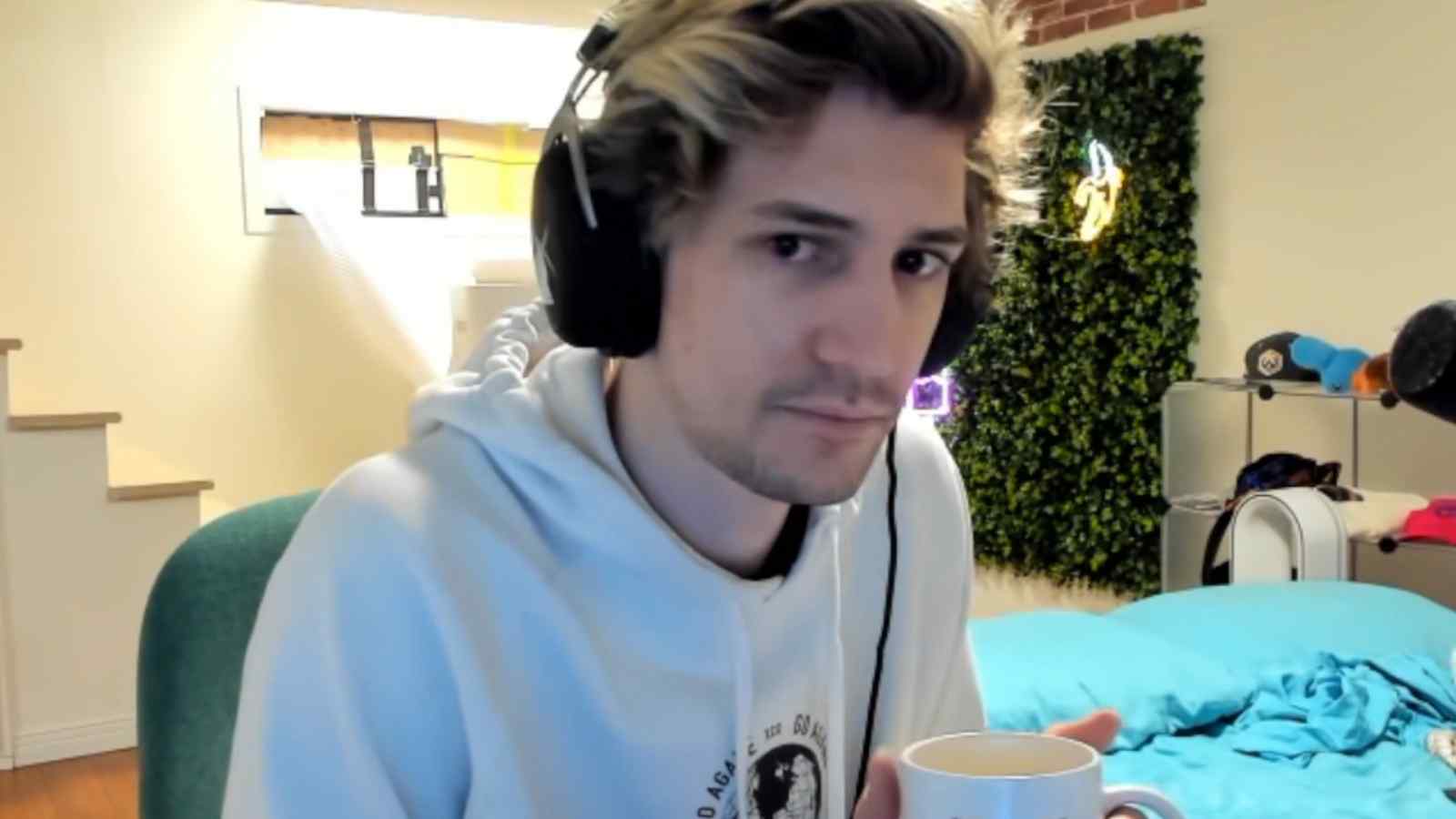 “One billion dollars”: xQc plans to switch platforms with his ‘new’ community if YouTube pays him big time