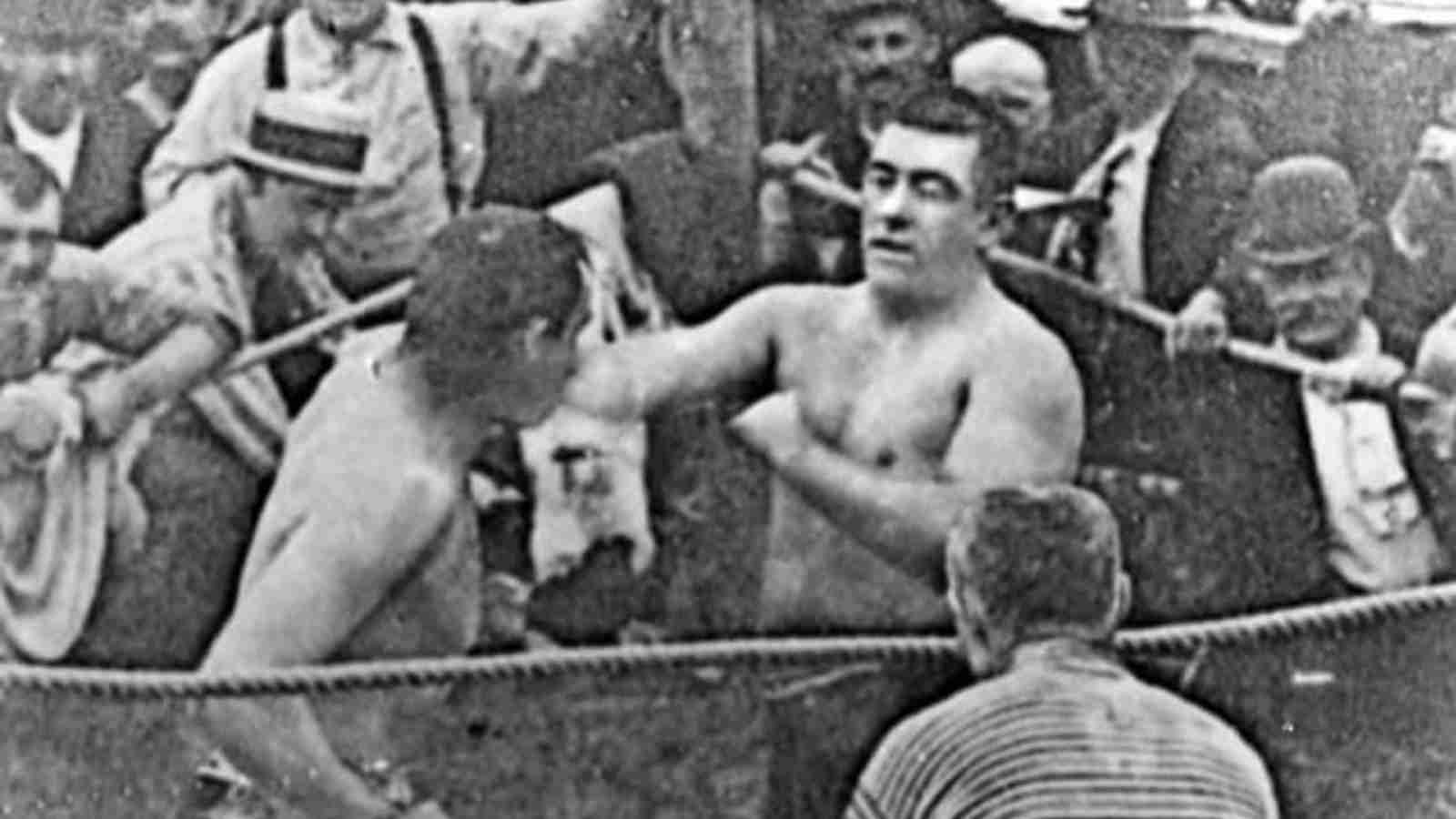 A historic fight between John Sullivan and Jake Kilrain that changed boxing history