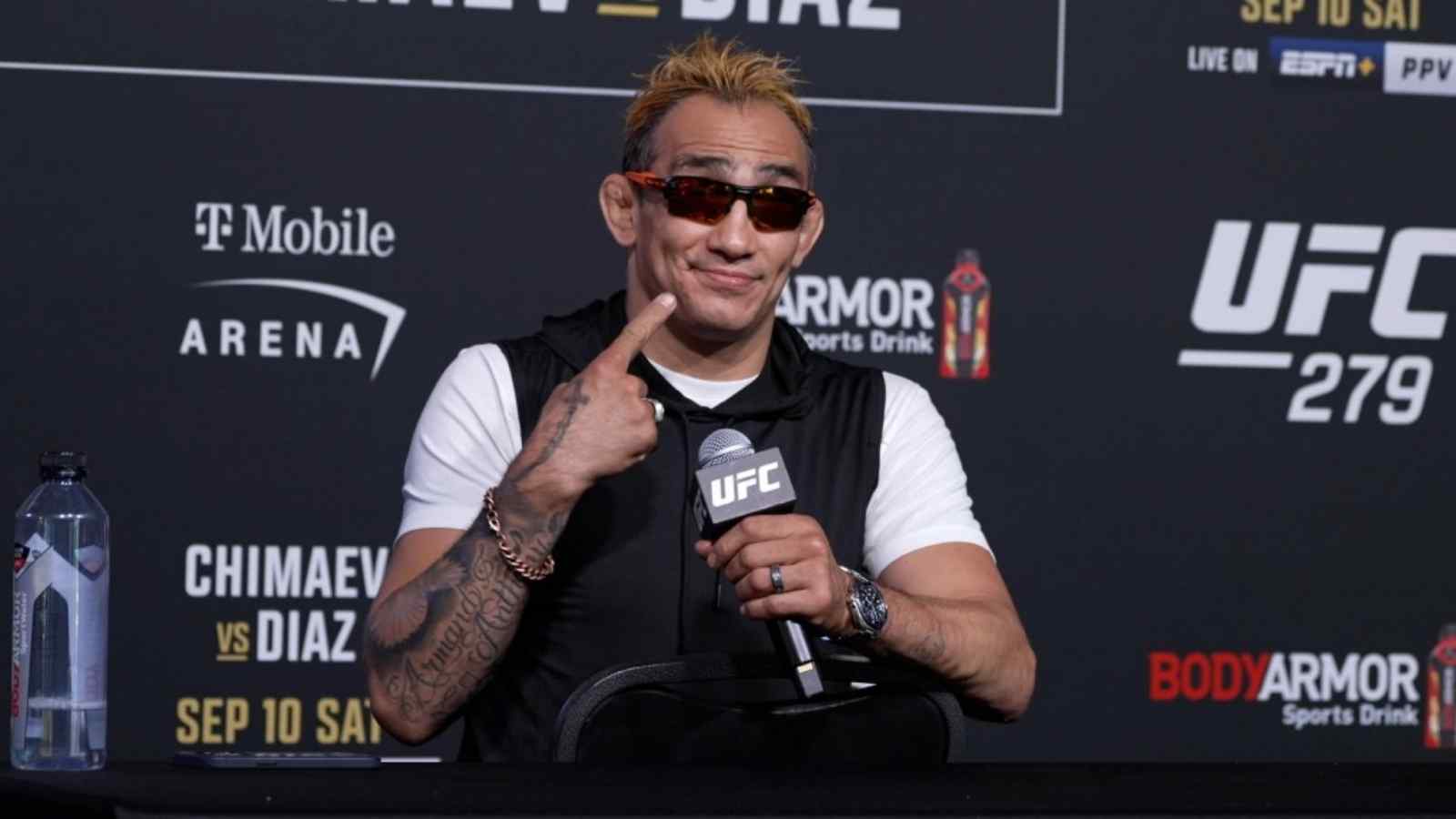 “I’m a B.O.A.T” Tony Ferguson calls himself BEST OF ALL TIME at UFC 279 presser                              