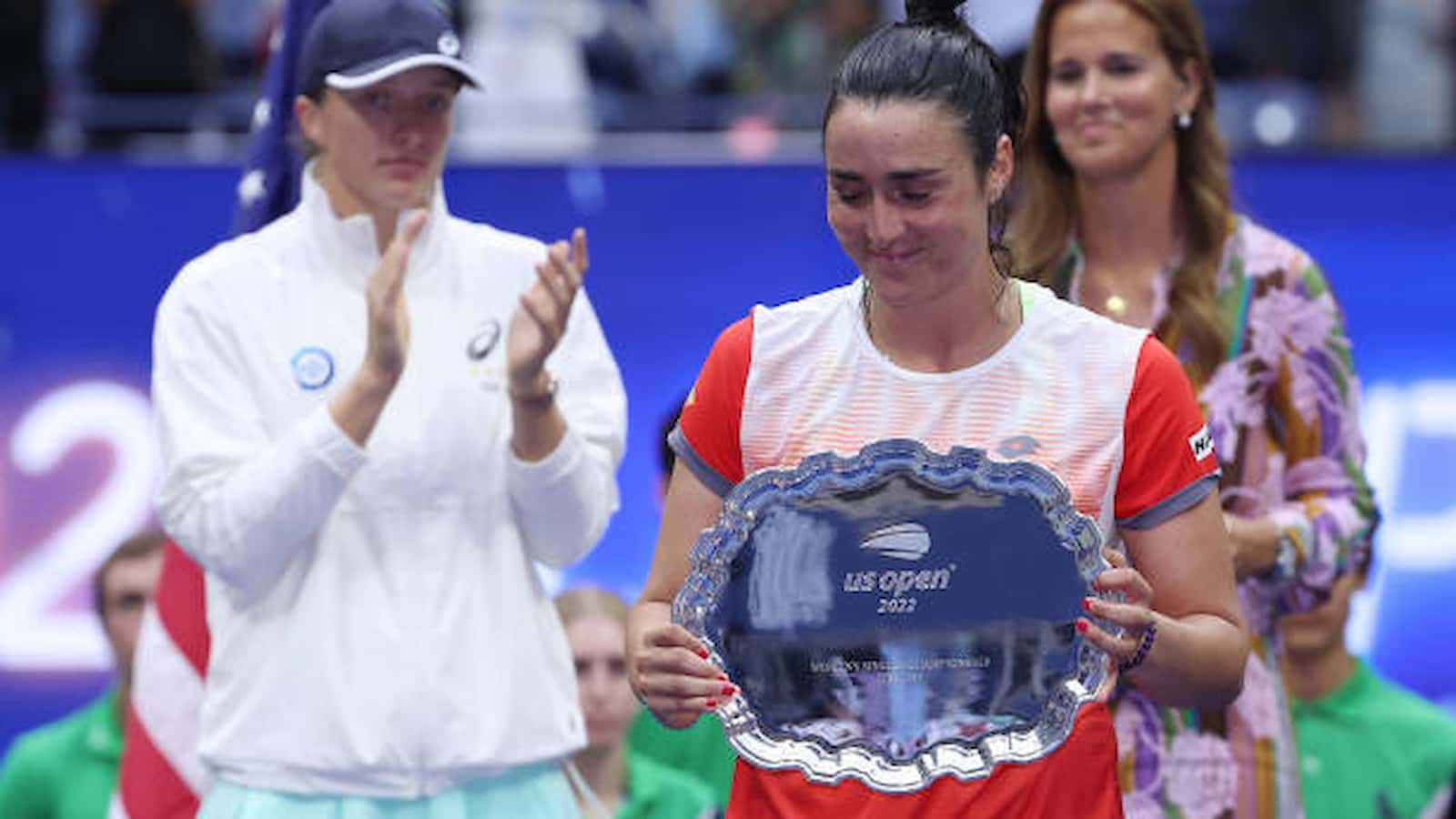 “I don’t like her very much right now,” Ons Jabeur gets emotional as Iga Swiatek beats her to the 2022 US Open title