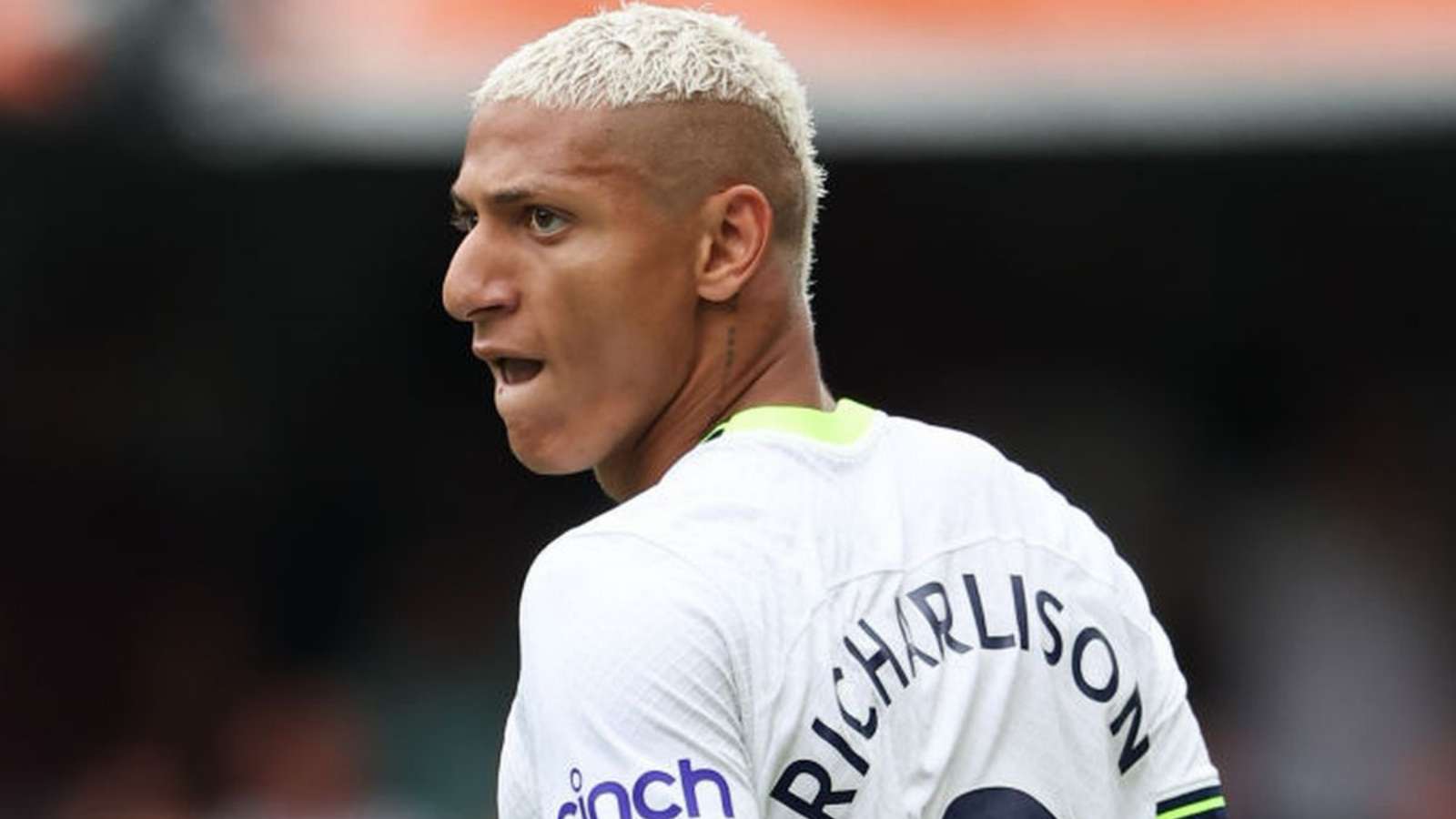 “I know Chelsea made an offer and I believe Arsenal also contacted Everton” – Tottenham’s Richarlison talks about interest from London clubs