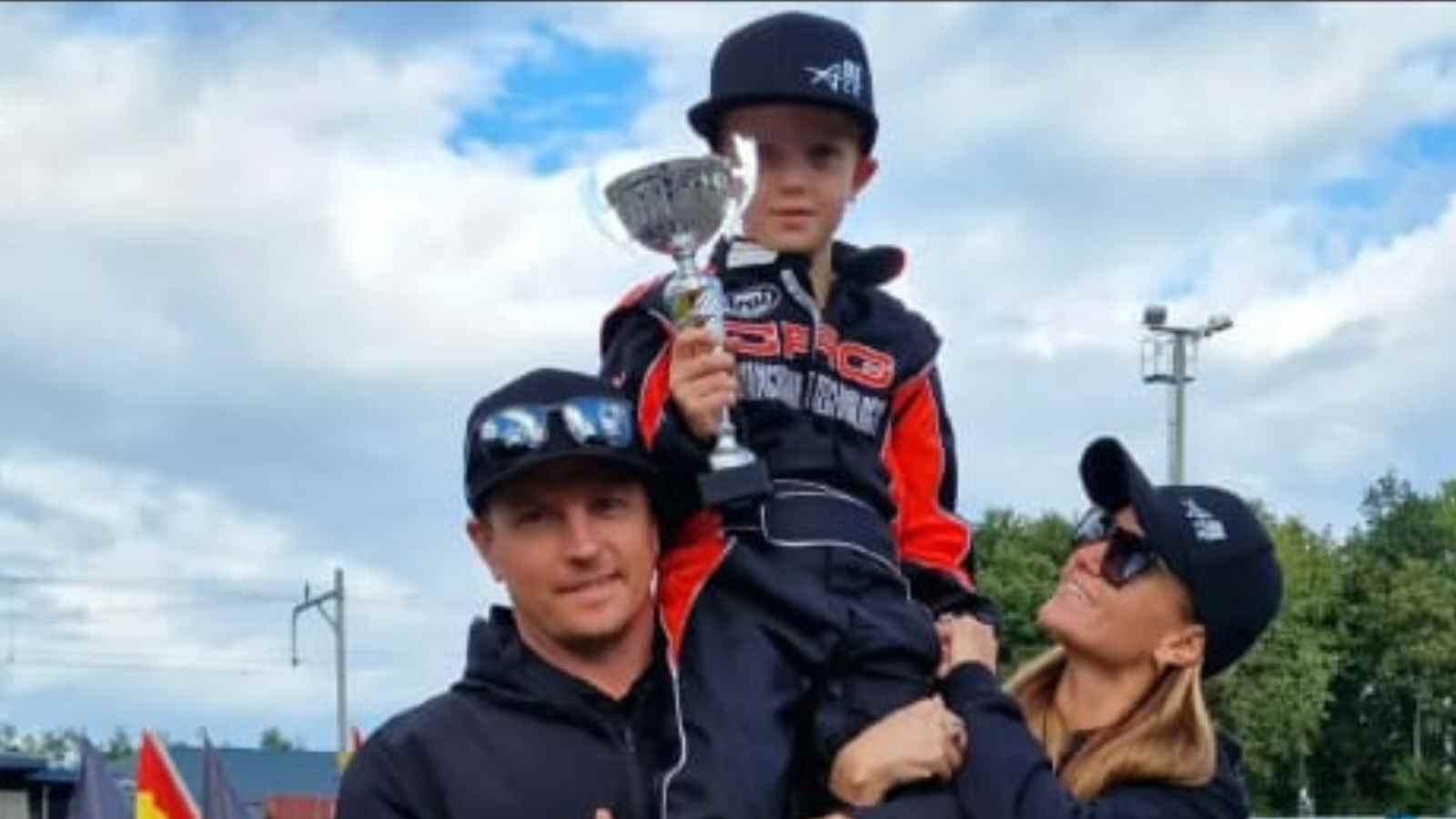 Kimi Räikkönen and his wife congratulate son for his first karting race