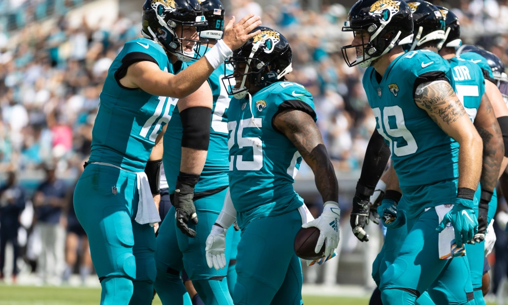 “Absolute BEAT DOWN”: Jacksonville Jaguars SHOCK the NFL by obliterating the Indianapolis Colts