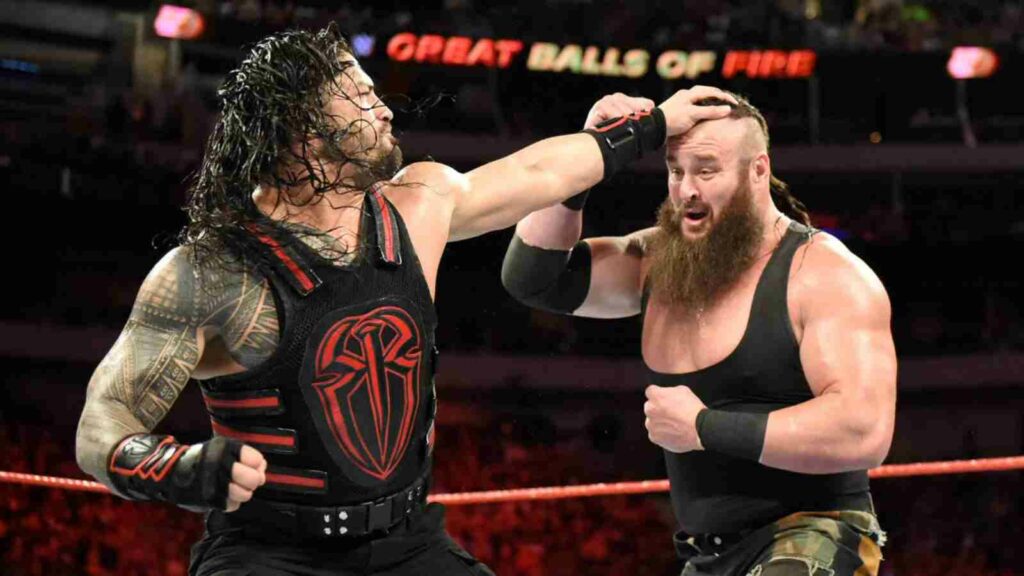 Braun Strowman fighting Roman Reigns in 2017