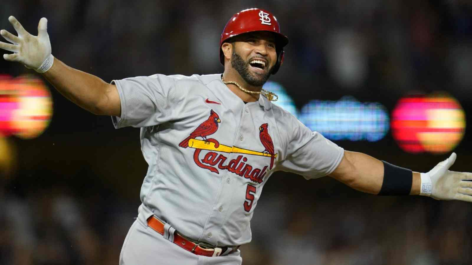 “Legends were born to rule” Albert Pujols pierces into the 700-HR-Club, ‘The Machine’ delivers 2 WELL-OILED HRs against Dodgers