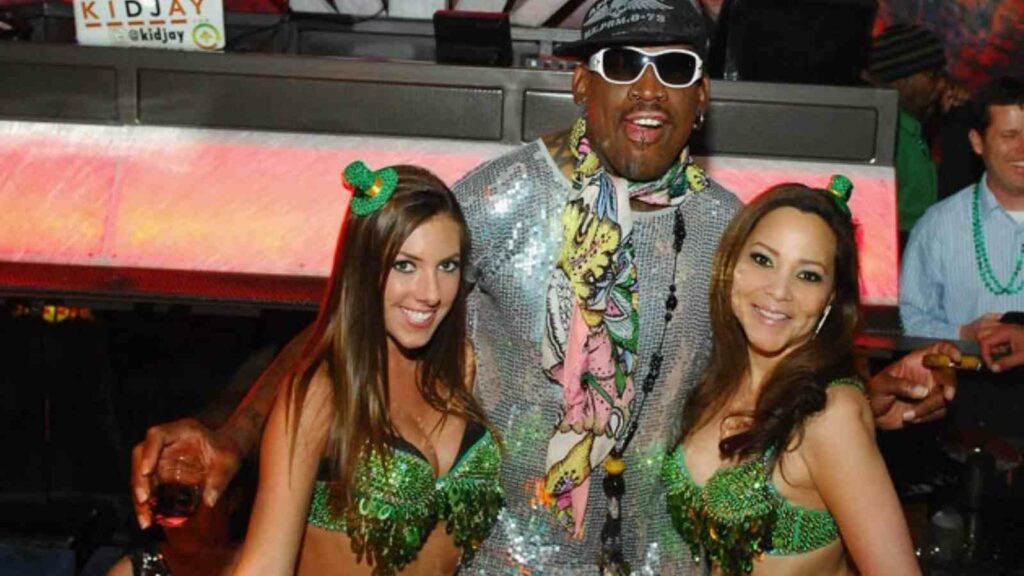 Dennis Rodman and his fan girls