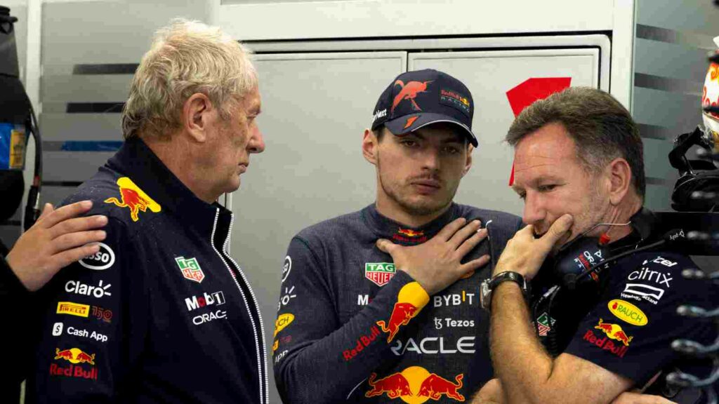 Red Bull's Helmut Marko, Max Verstappen and Christian Horner during the Hungarian GP weekend (Image through IMAGO / HochZwei)