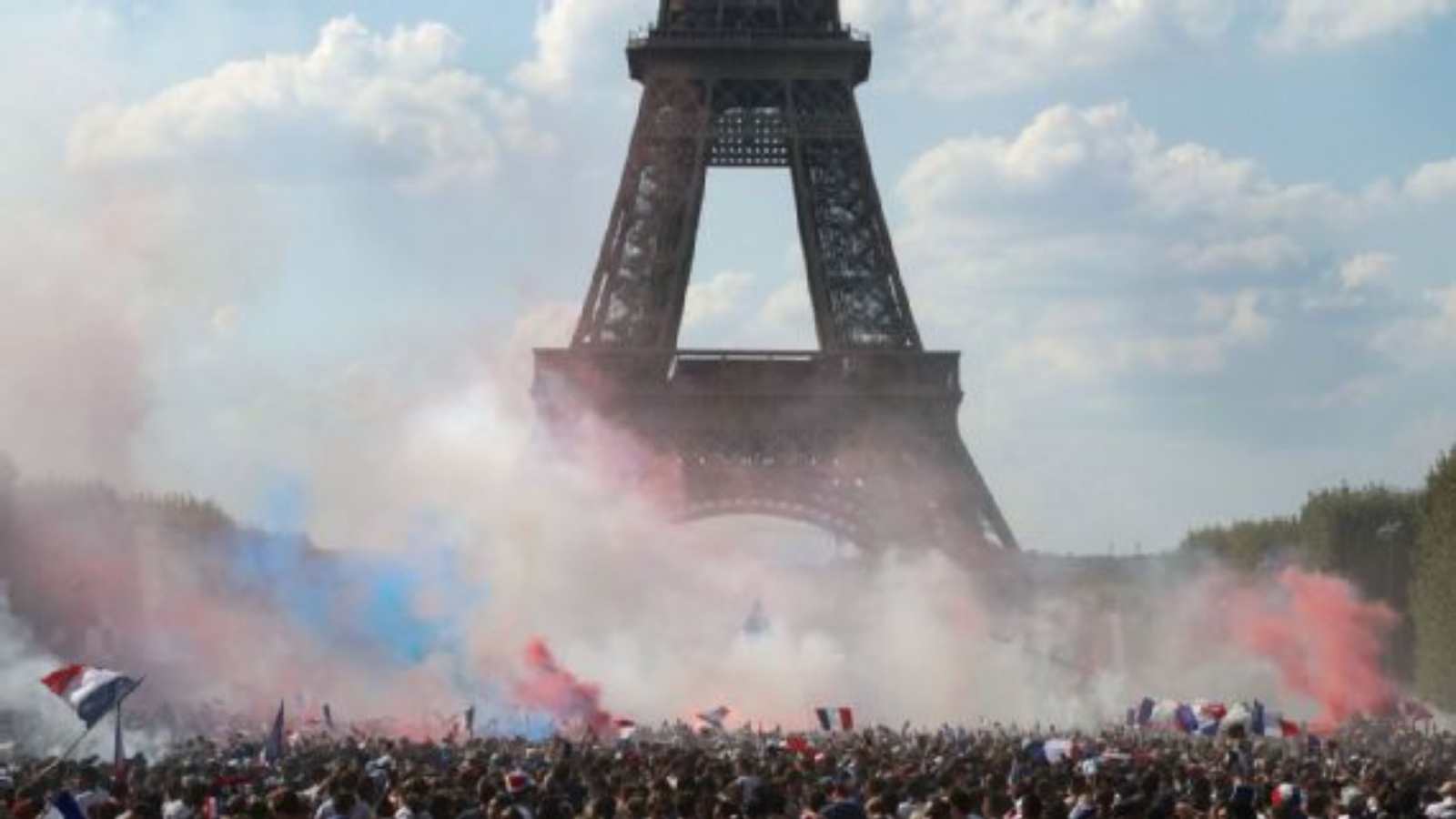 Paris joins other French cities to boycott public broadcasting of 2022 FIFA World Cup matches