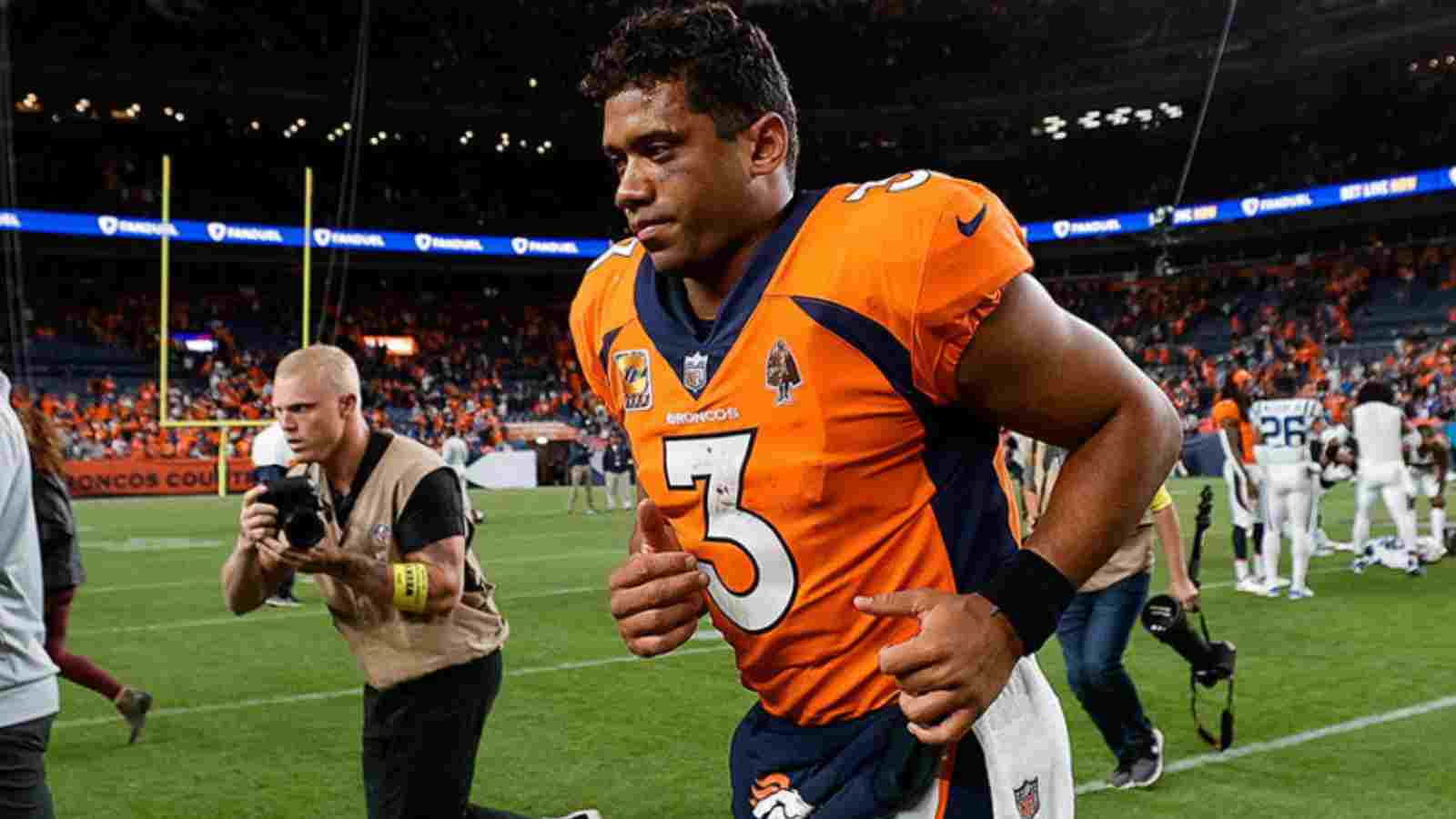 “Massive advantage to the Broncos” QB Russell Wilson brutally roasted on Twitter after being ruled out for the Broncos-Jets game