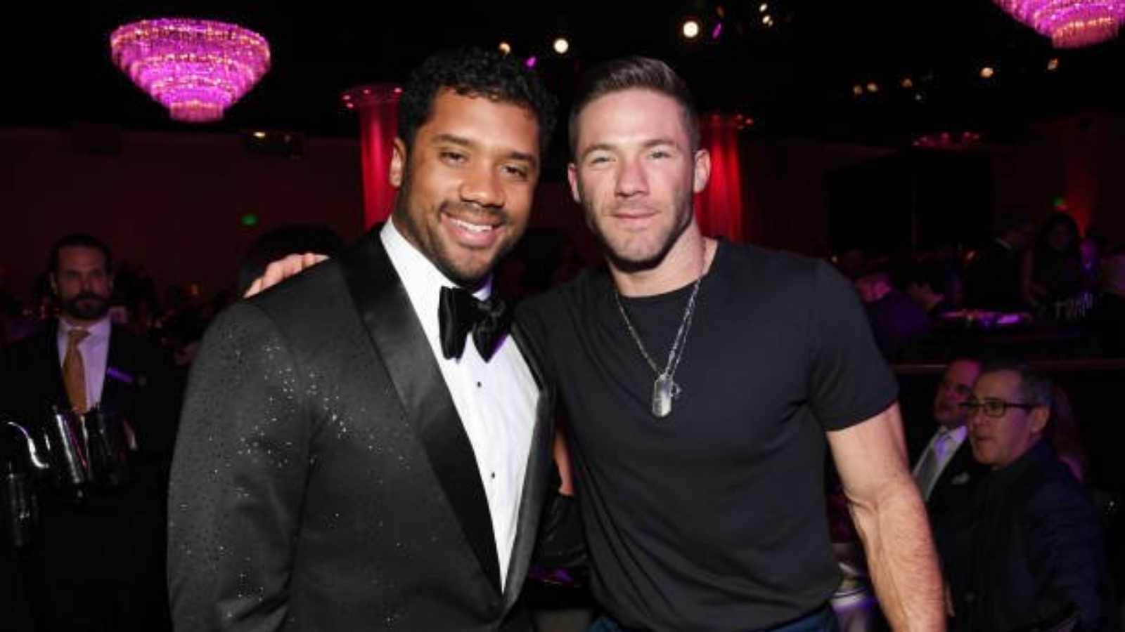 “I bet on you” Former WR Julian Edelman berates Russell Wilson and the Broncos over his ‘dangerous’ subway ad