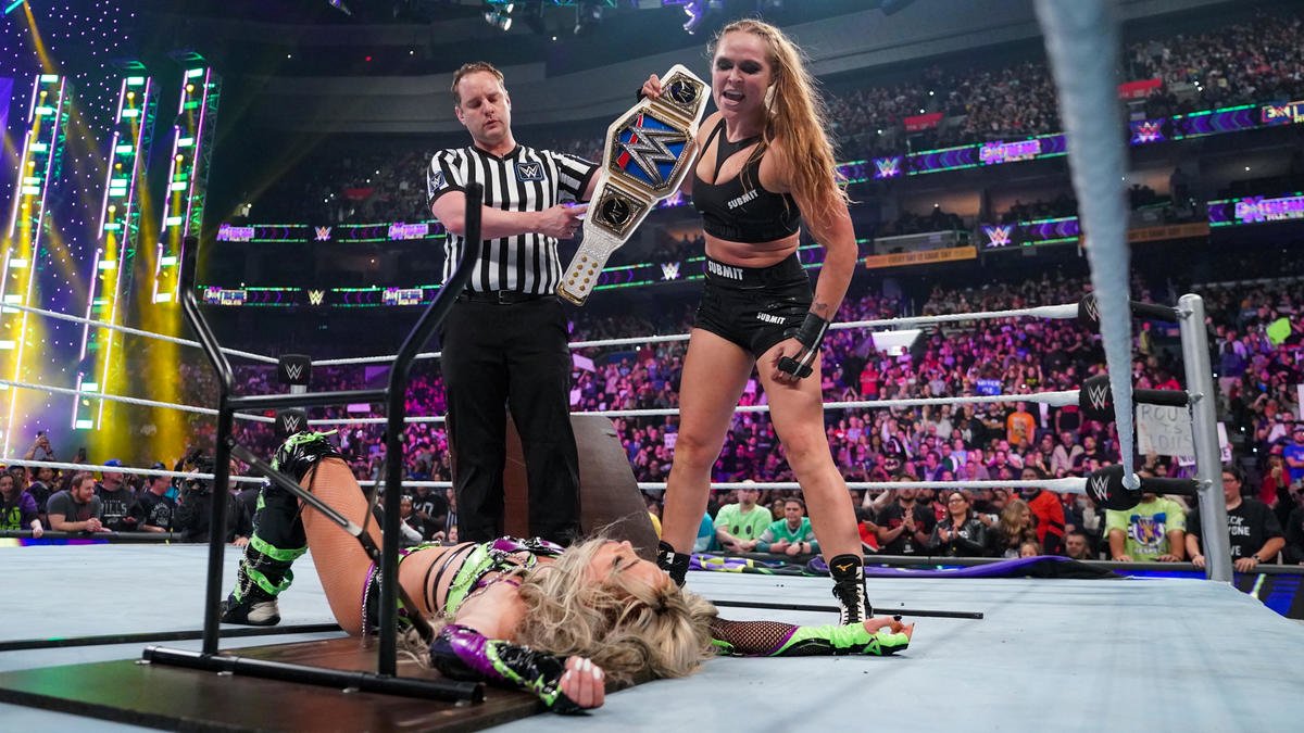 “That was a Vince McMahon booking”; WWE Fans discard the crowning of Ronda Rousey as the new Smackdown Women’s Champion at Extreme Rules