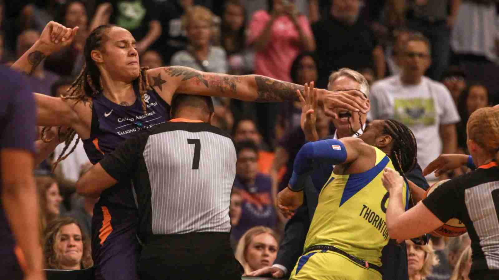 “No man could even hold me back” Brittney Griner brought the fear of ‘death’ and ‘brutal beating’ by chasing Kristine Anigwe only to knock her out mid-game