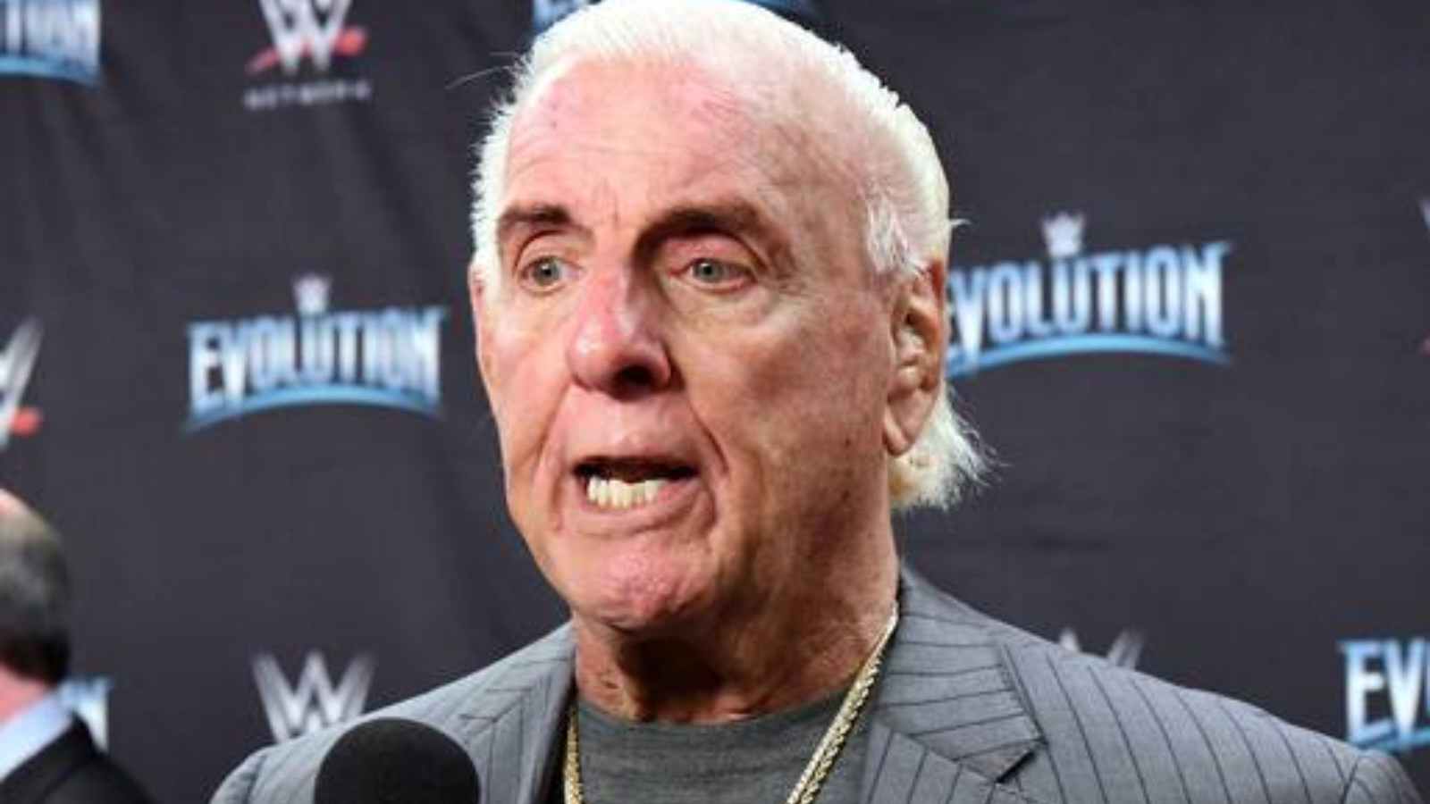 Ric Flair credits the WWE Legend for pushing him during their GRUESOME bout at Survivor Series