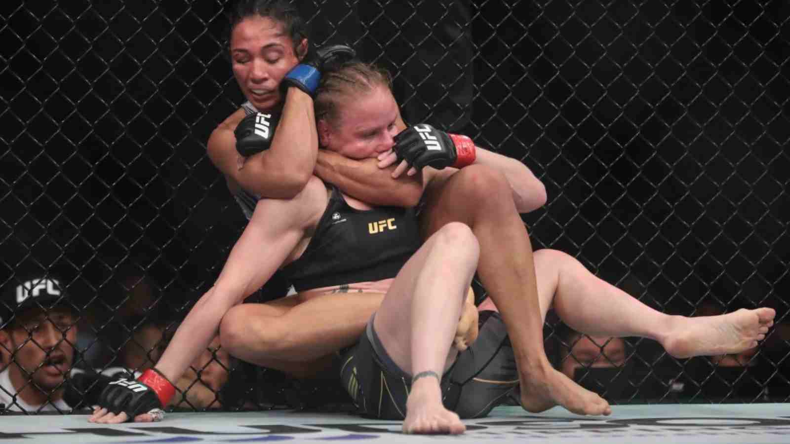 “<em></noscript>Valentina was running</em>” – Taila Santos issues a bold call out for SCARED Valentina Shevchenko