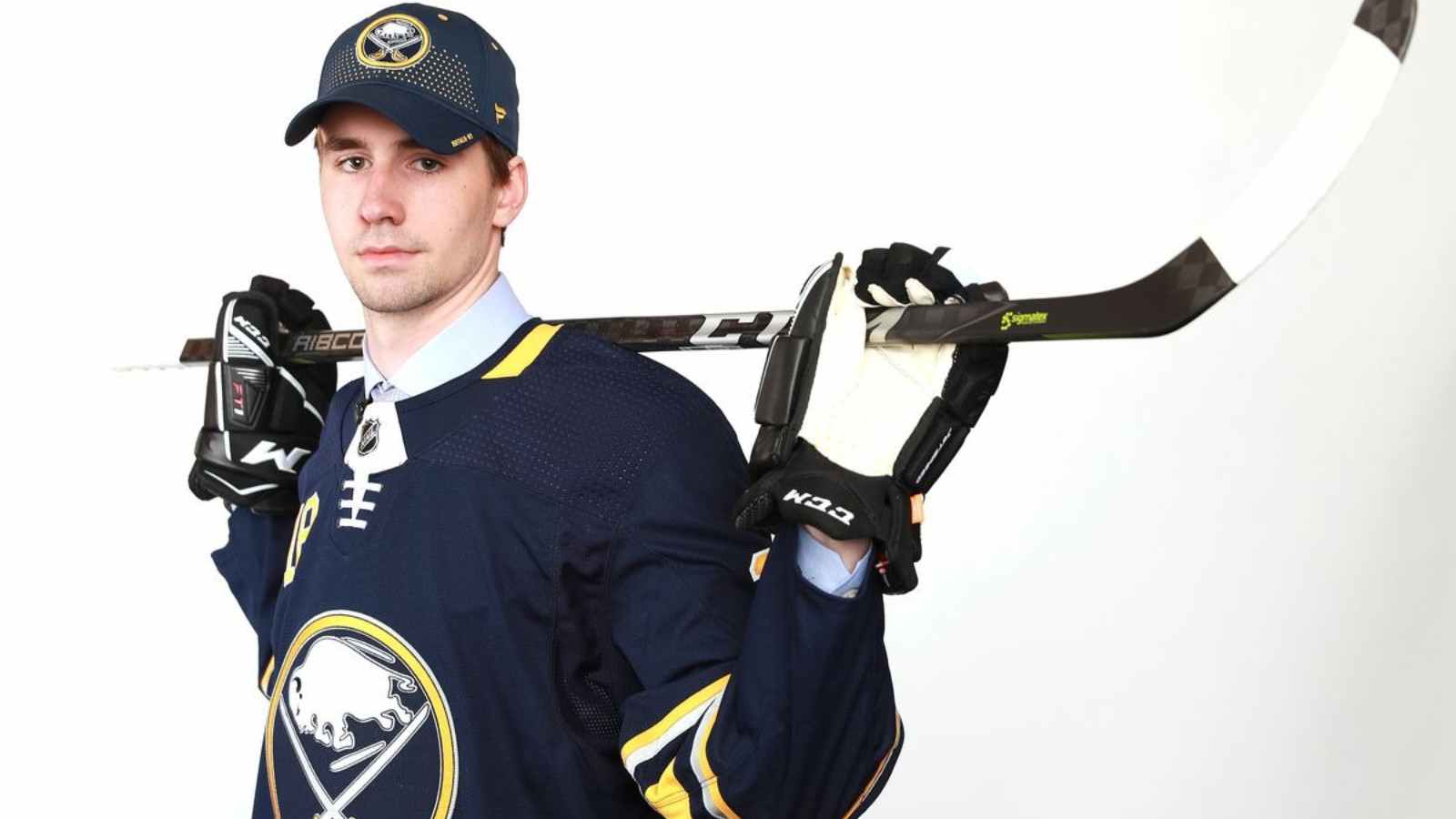 ‘$30 million vs free-agent’- Mattias Samuelsson gets bailed out by the Buffalo Sabres