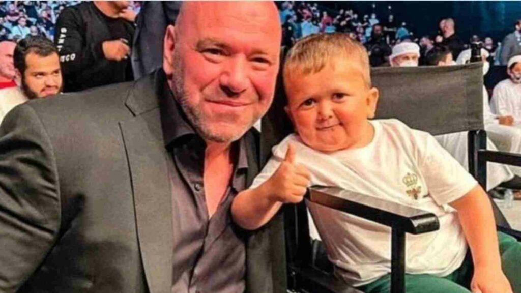 Dana White (L) with Hasbulla Magomedov (R)