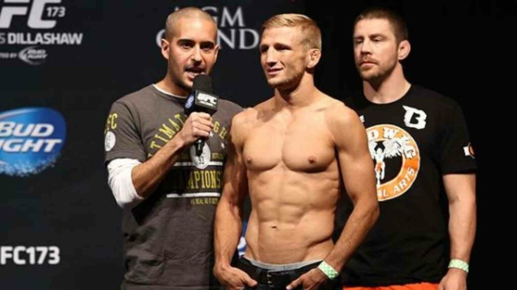 TJ Dillashaw (C) and Duane Ludwig (back, right)