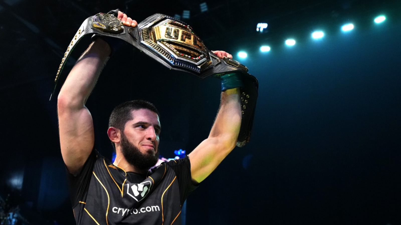 “These rankings are a joke” – Fans in SHOCK as Islam Makhachev passes Leon Edwards in P4P rankings after beating Charles Oliveira