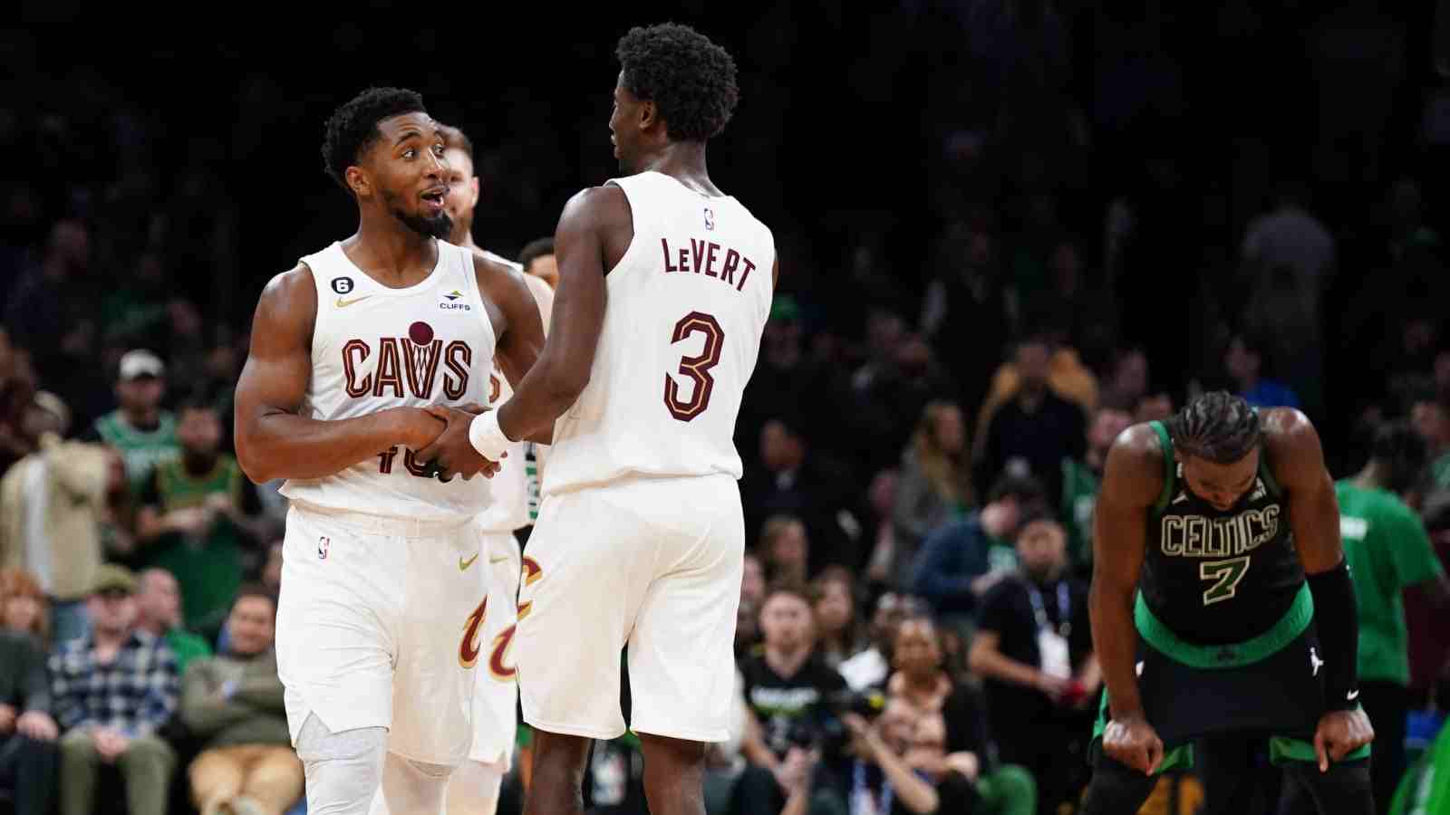 Donovan Mitchell and Caris LeVert combined score combined 82-points to help the Cavaliers in fourth straight victory