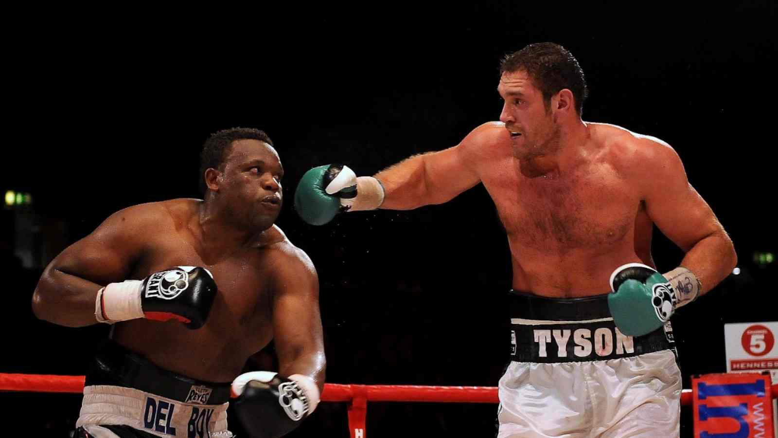 “Batter the f*** out of each other” – Tyson Fury and Derek Chisora shake hands on fighting it out inside the ring