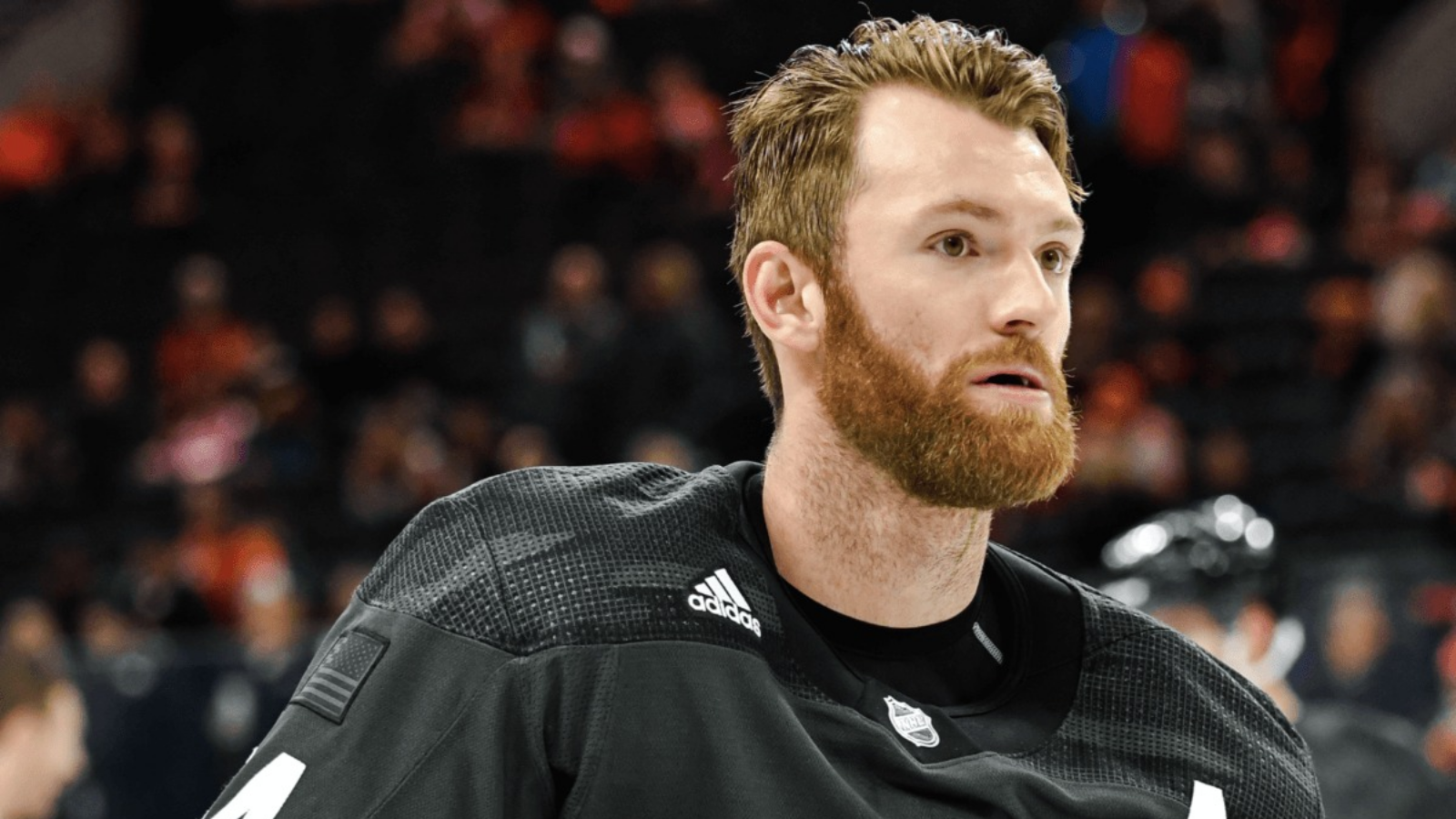 “Not easy to replace” – Flyers No. 1 center Sean Couturier out 3-4 months following back surgery