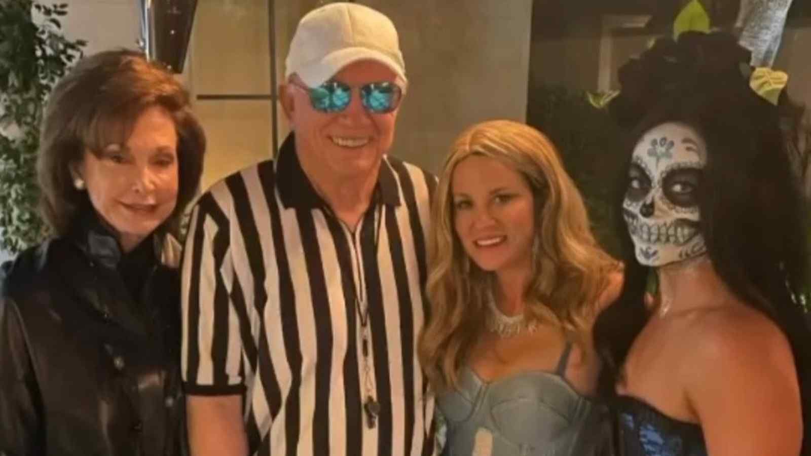 “Jerry Jones is the Darth Vader of football,” NFL Twitter Reacts to Cowboys owner hilariously dresses up as a ‘blind referee’ for Halloween