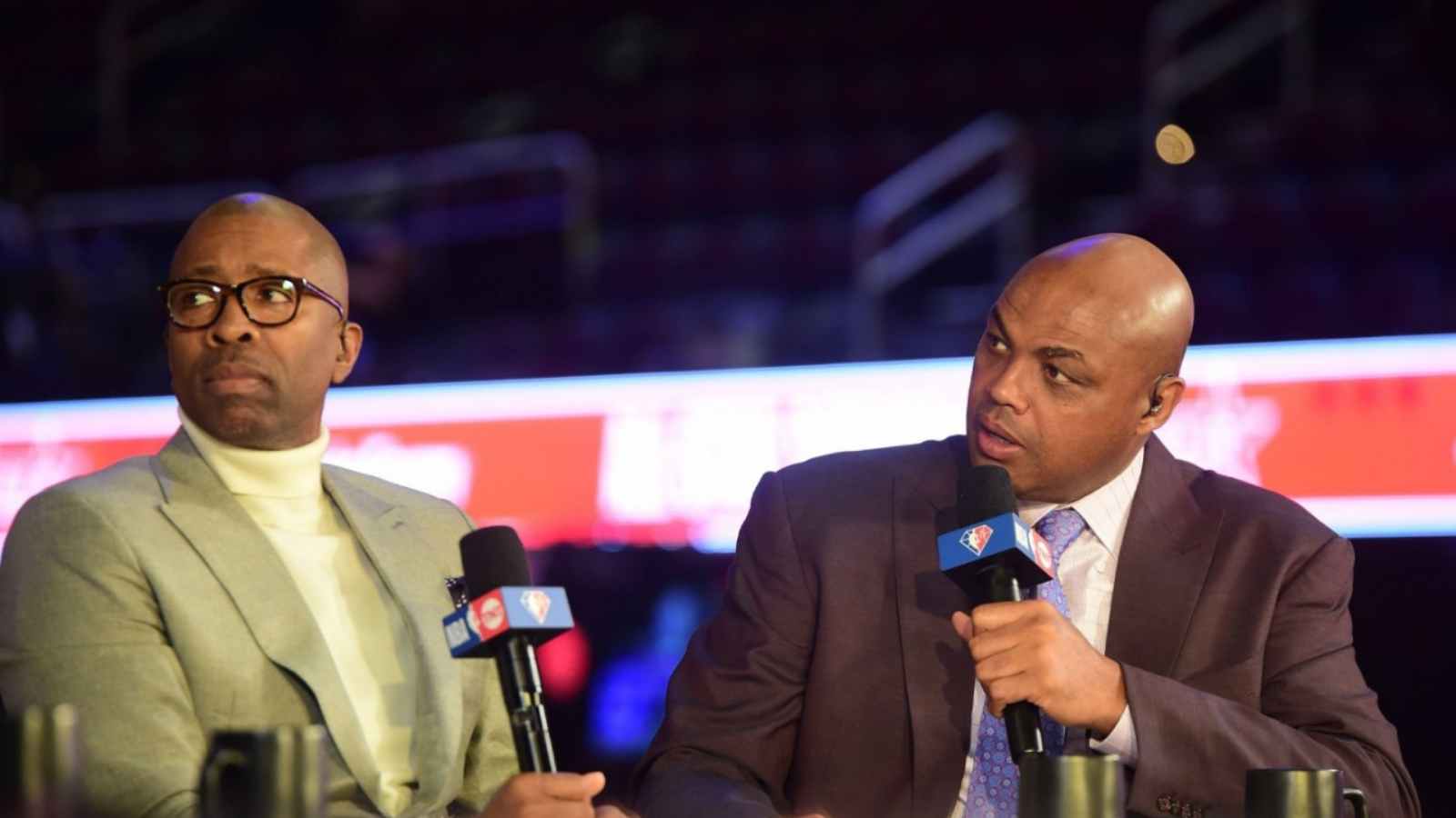 Kenny Smith and Charles Barkley on Inside the NBA