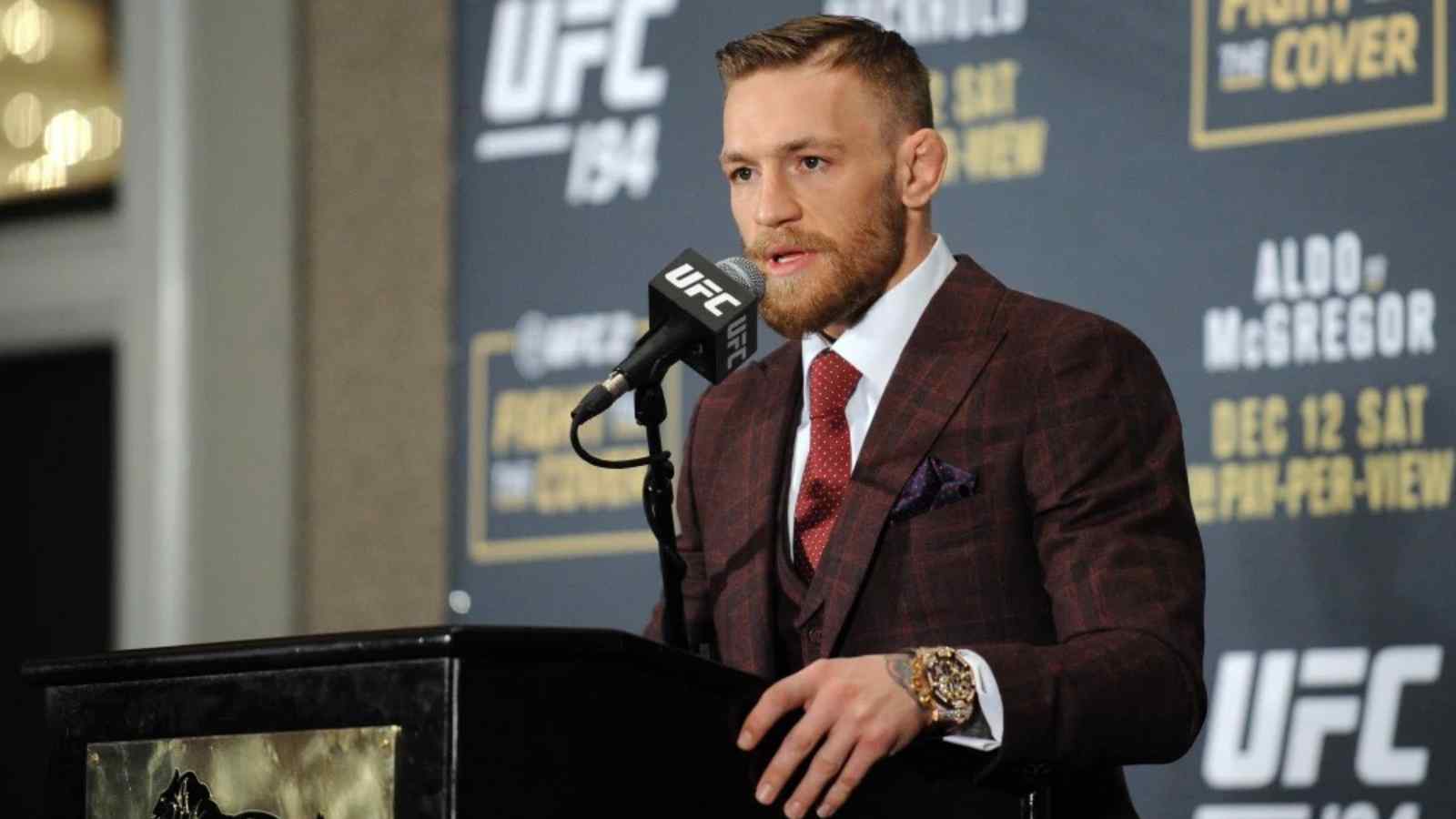 “Thank you and thank me” – When Conor McGregor went on a HILARIOUSLY UNHINGED rant while accepting an award