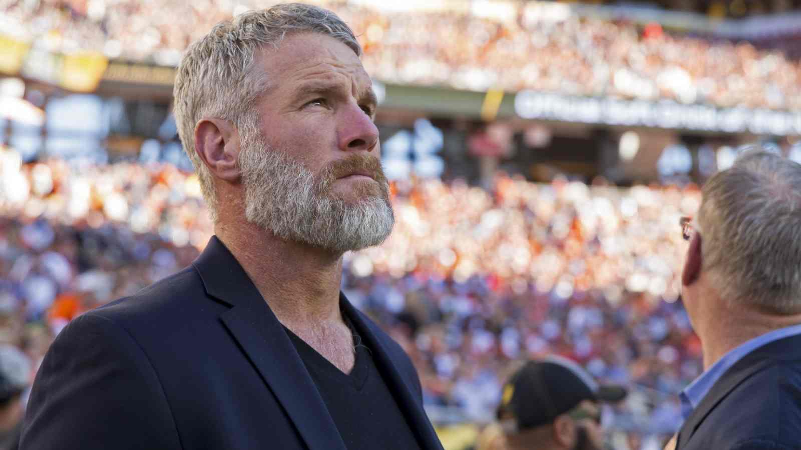 “Where is Brett Favre’s indictment?” – New text messages in lawsuit against Packers legend reveal ‘he knew’ public money meant for the poor was diverted to him