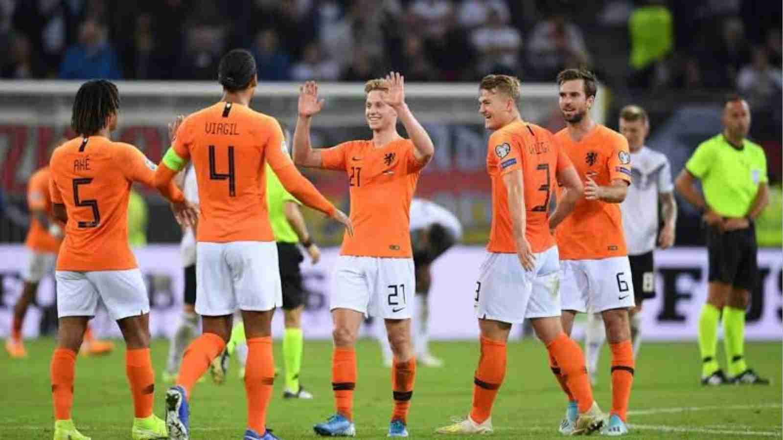 “Manchester United have turned him to a useless player- Twitter reacts to Netherlands FIFA World Cup roster as Donny Van De Beek misses out