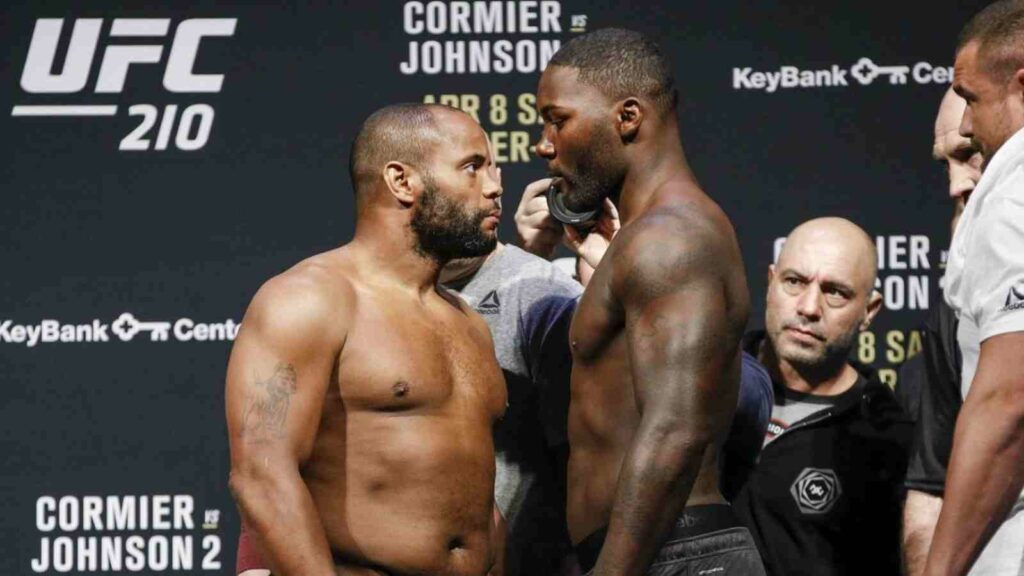 Daniel Cormier (L), an ex-rival of Anthony Johnson (R), sends in his condolences at the latter's untimely death