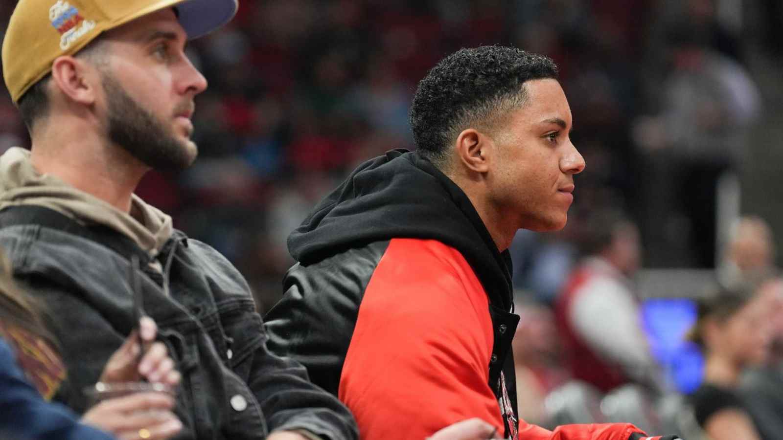 Twitter goes BERSERK as MLB WS MVP Jeremy Pena and David Hensley ASTONISHED fans at NBA’s Clippers vs Rockets game