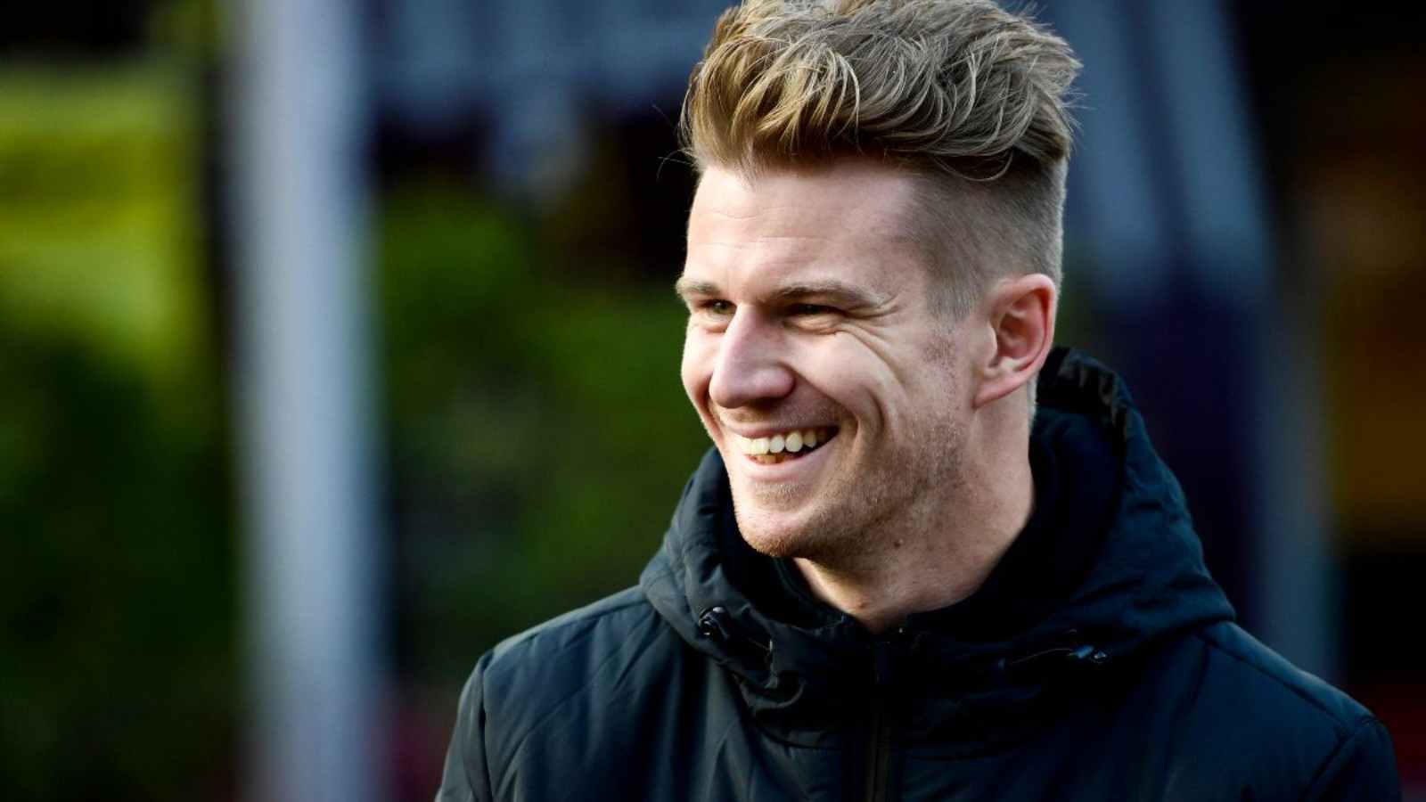 “A man of many talents” – Fans react as Nico Hulkenberg shares hilarious “Hulkenback” memes after his F1 comeback announcement