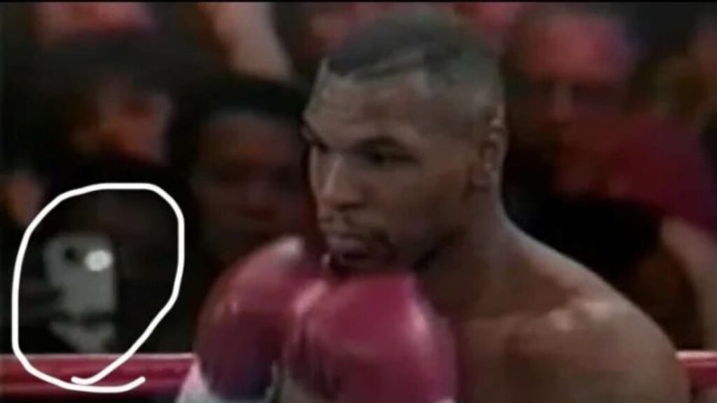 Mysterious object spotted in Mike Tyson's 1995 fight - (Image Courtesy The Sun)