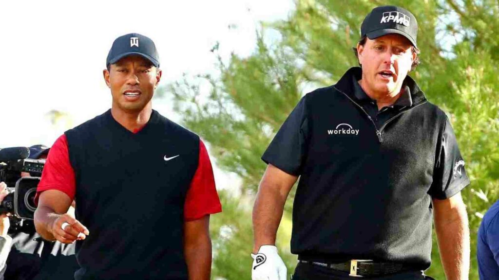 Phil Mickelson and Tiger Woods [Image Credit: Sports Illustrated]