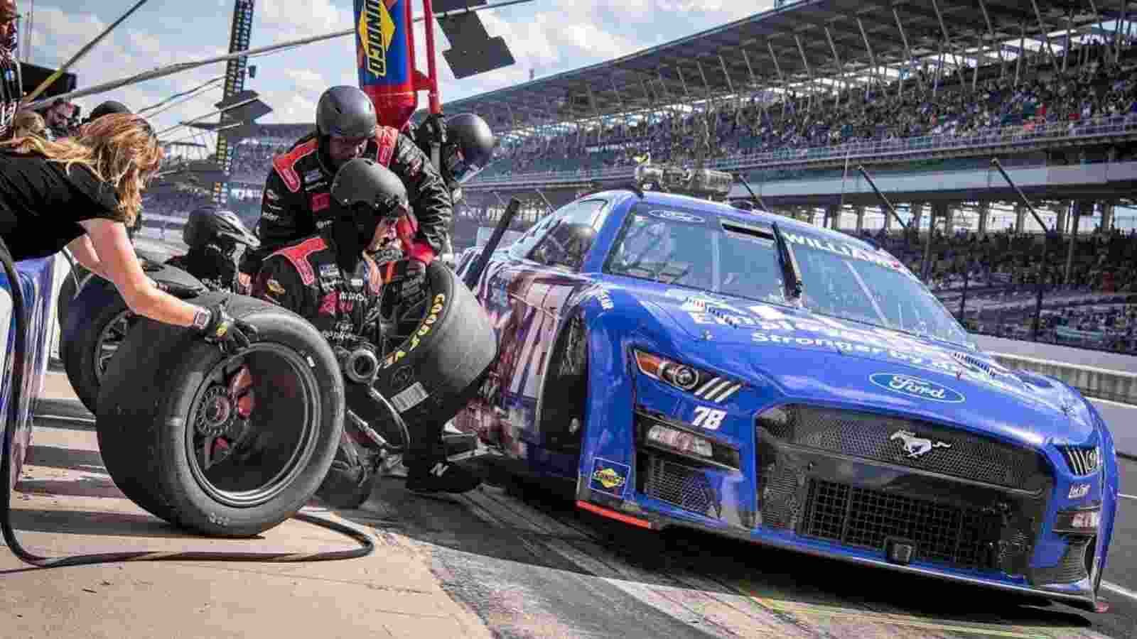 Live Fast Motorsports joins Chevy garage for 2023 season