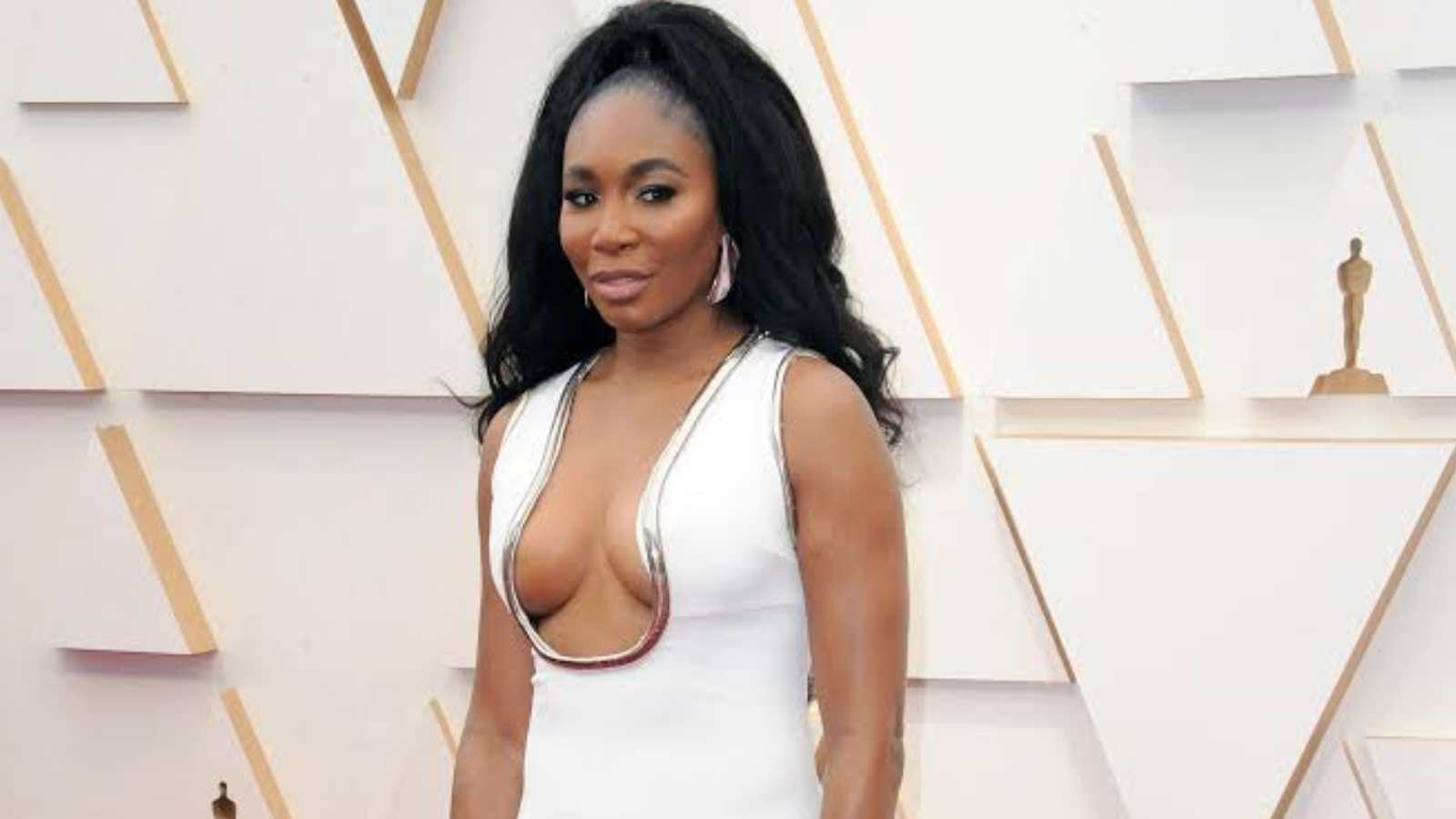 Venus Williams suffered a major wardrobe malfunction in a revealing white dress at the Academy Awards