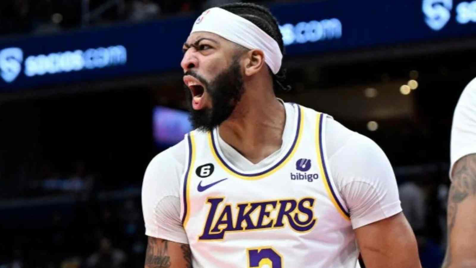 “My God he’s actually back” – NBA Fans in utter disbelief as Anthony Davis single-handedly bullies 3 Wizard players