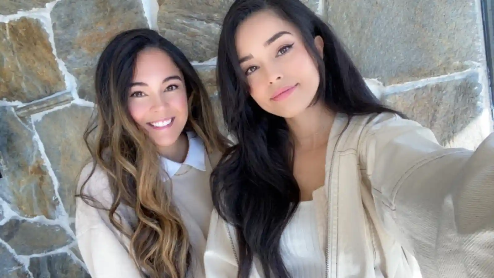 “It was their wedding and Christmas gift”, Valkyrae leaves Sykkuno in awe as she reveals spending more than $50K for her sister’s wedding