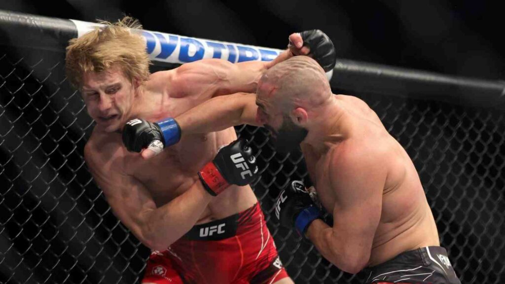 Paddy Pimblett (L) and Jared Gordon (R) in action at UFC 282 [Image Source - MMA Fighting]