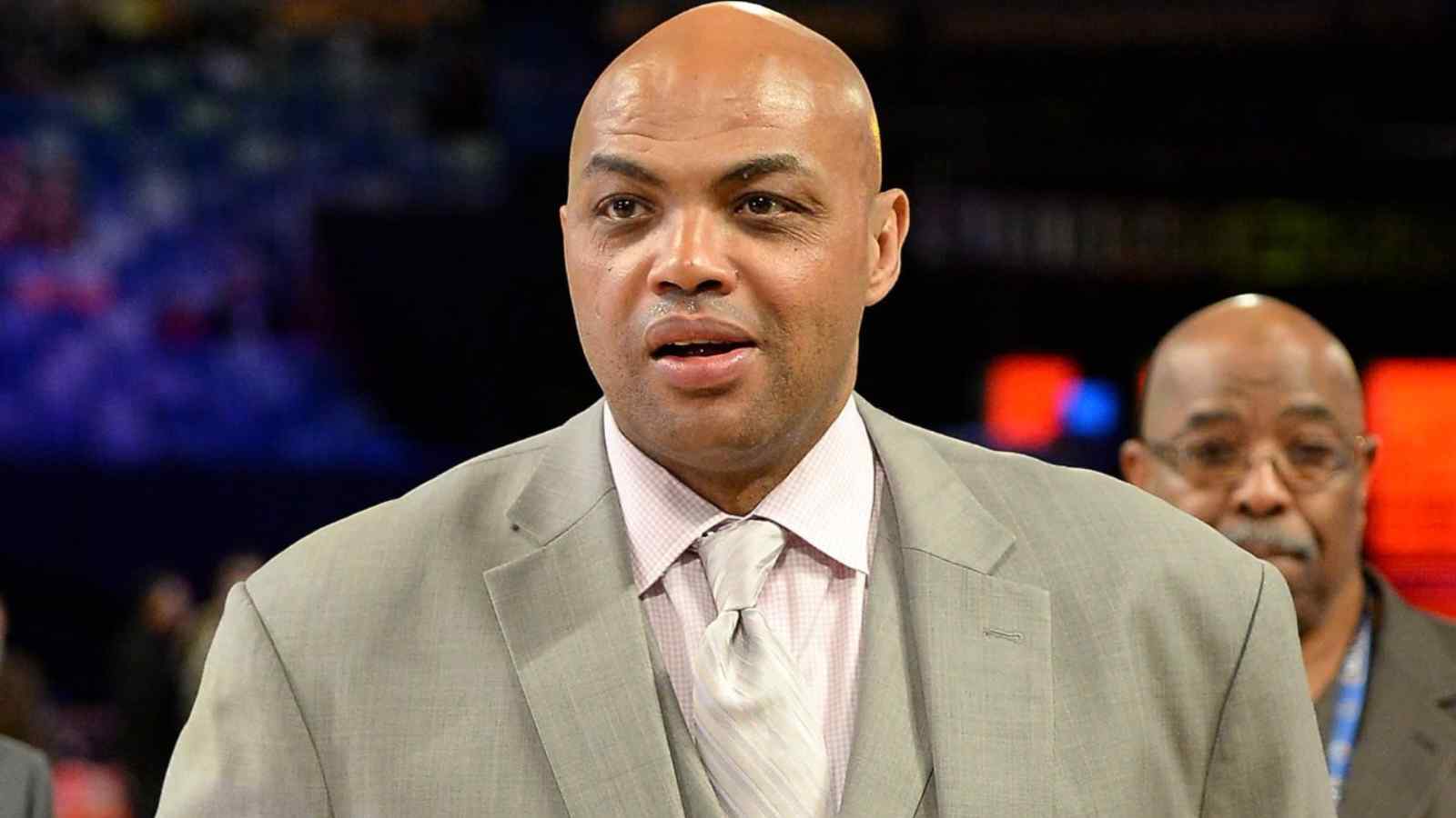 “The Lakers are AWEFUL..it’s a conspiracy,” Charles Barkley blows away LeBron James and Co. to show his true loyalty in the NBA