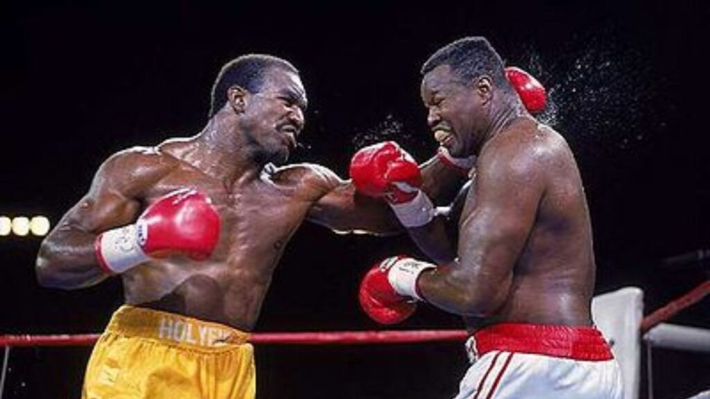 Larry Holmes vs Evander Holyfield